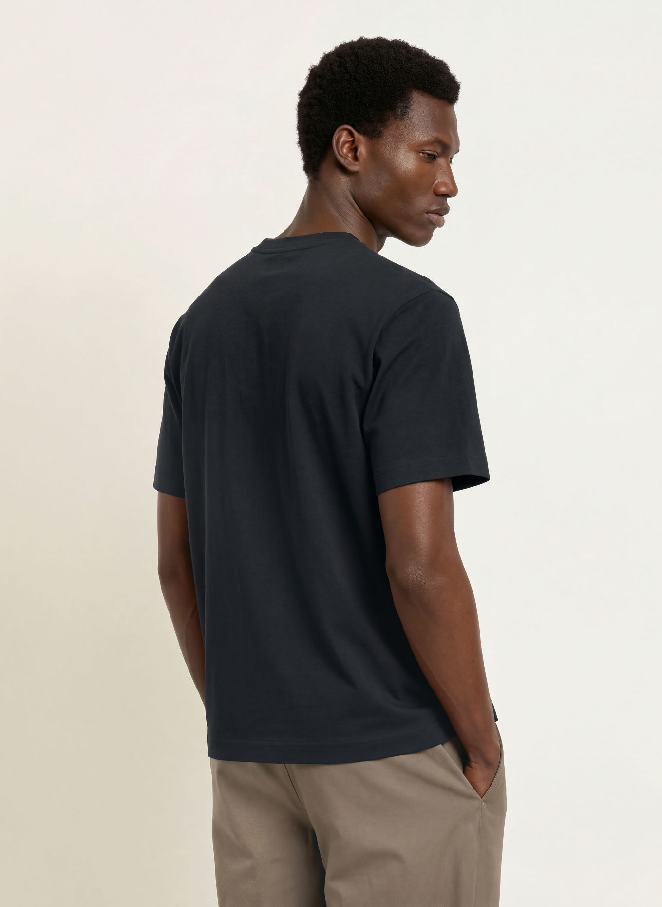 VEILANCE T-shirt METRON: ZWART