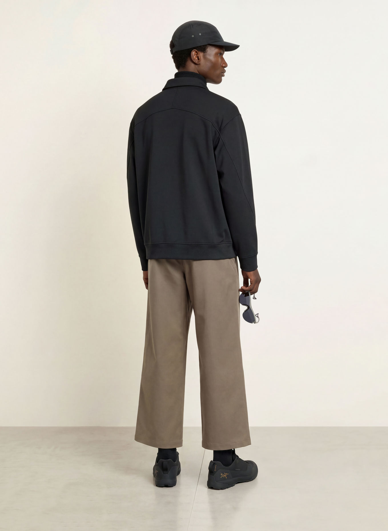 VEILANCE Sweat-Poloshirt CONSOLA: ZWART
