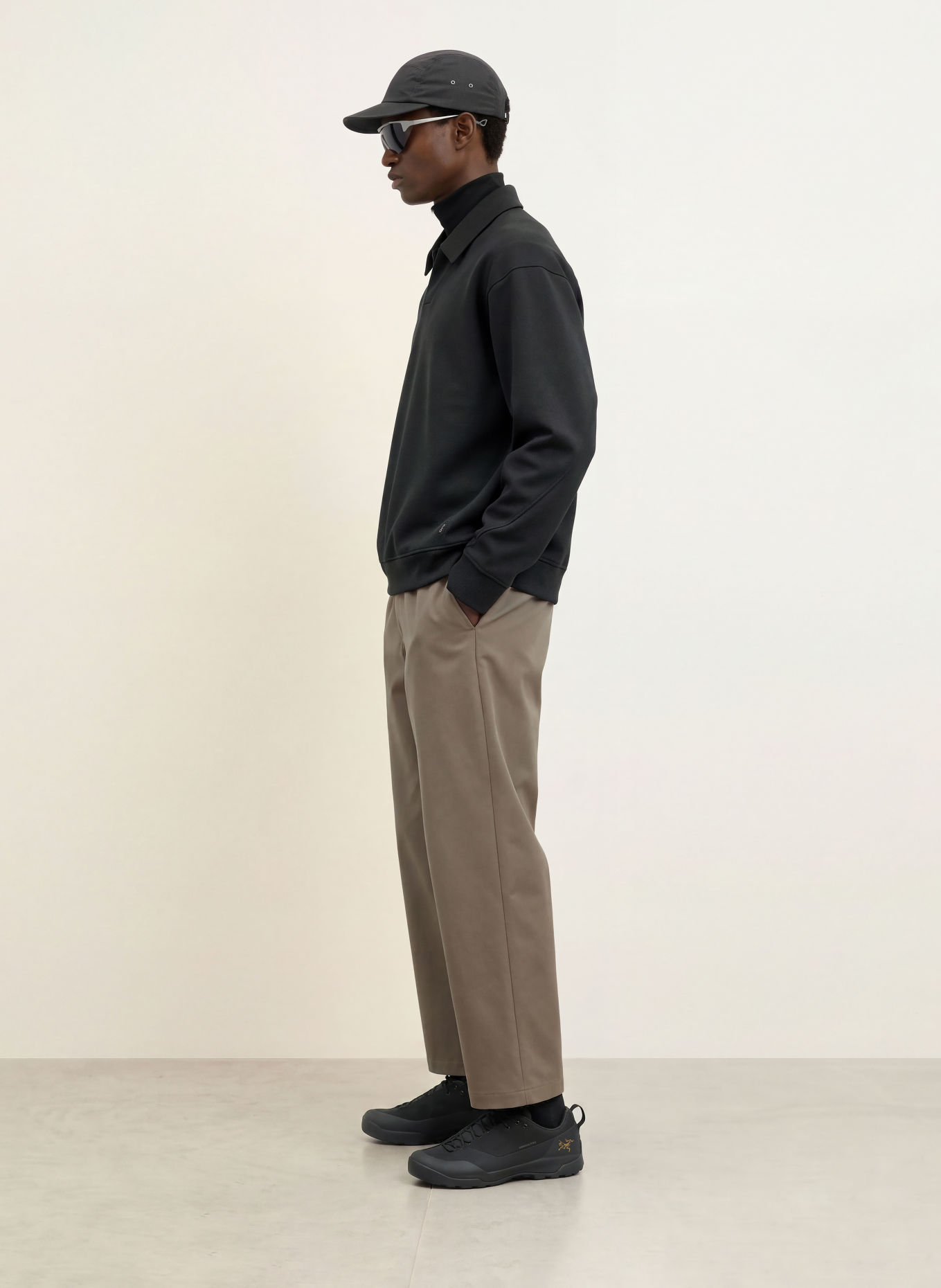 VEILANCE Sweat-Poloshirt CONSOLA: ZWART