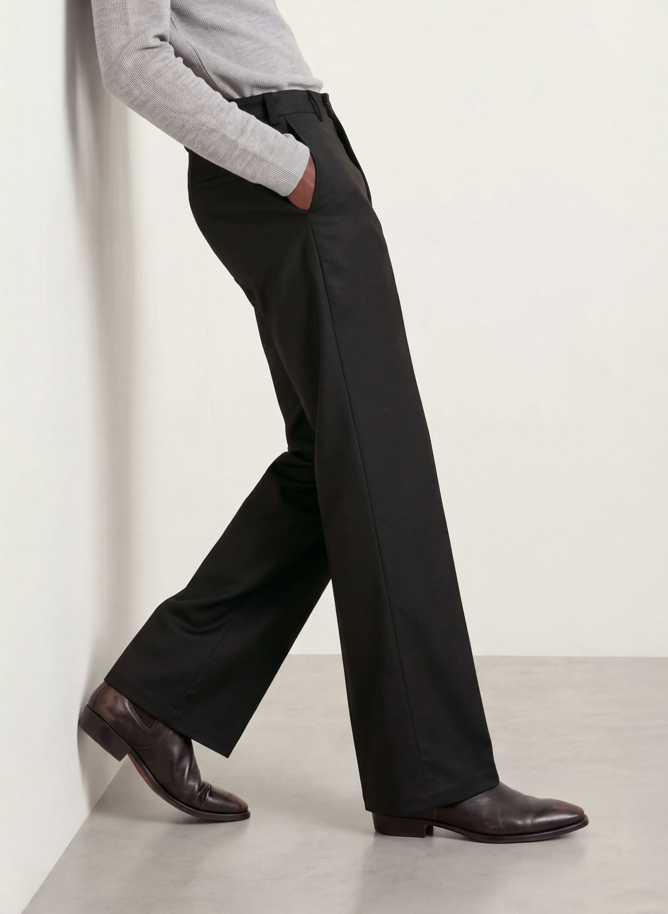 DRYKORN Chino kalhoty DRYHARDY Regular Fit: ČERNÁ