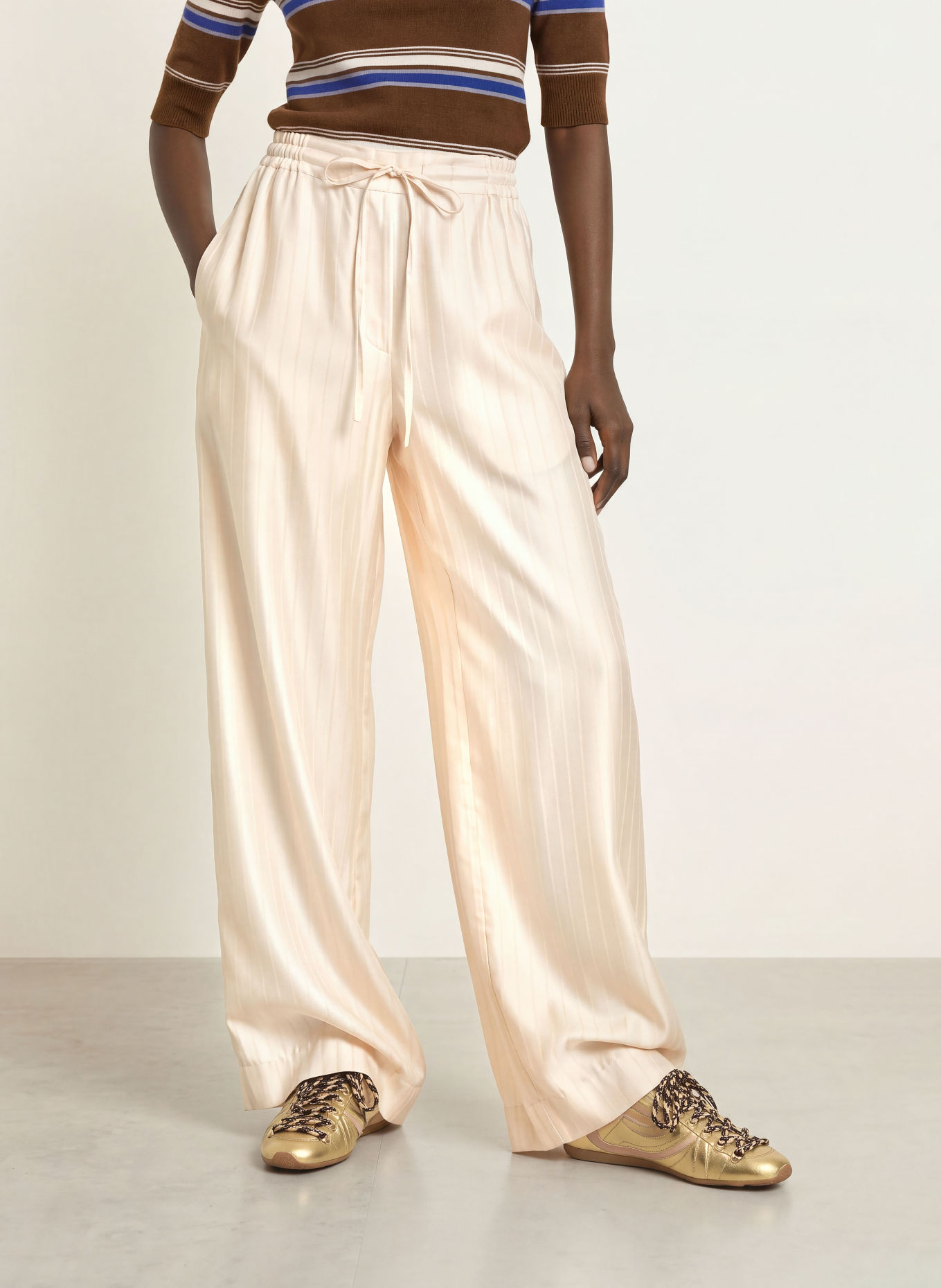 CLAUDIE PIERLOT Satinhose: CREME