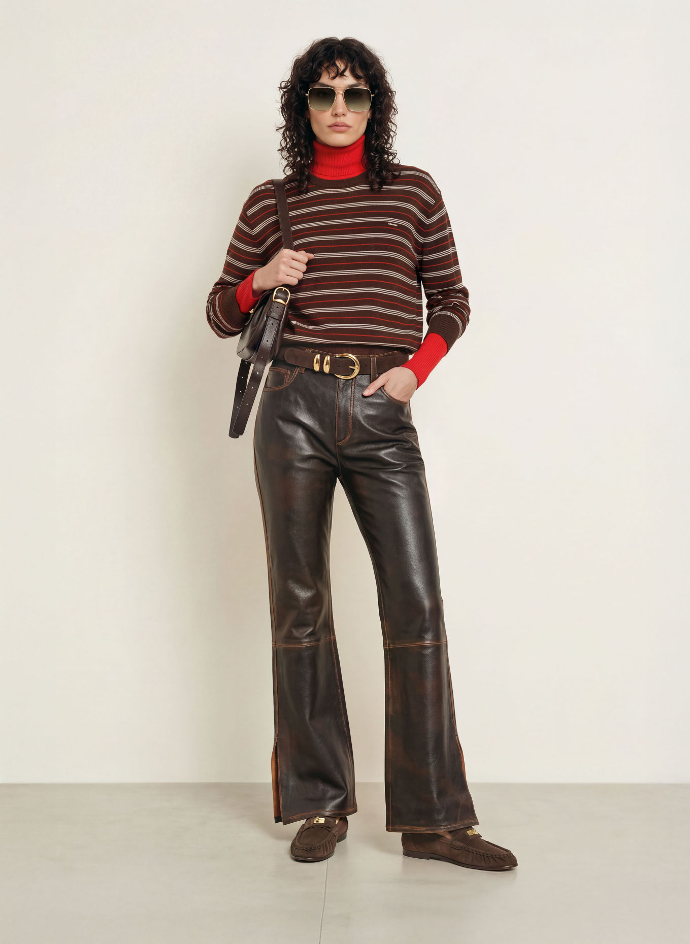 SANDRO Bootcut-Hose aus Leder: DUNKELBRAUN