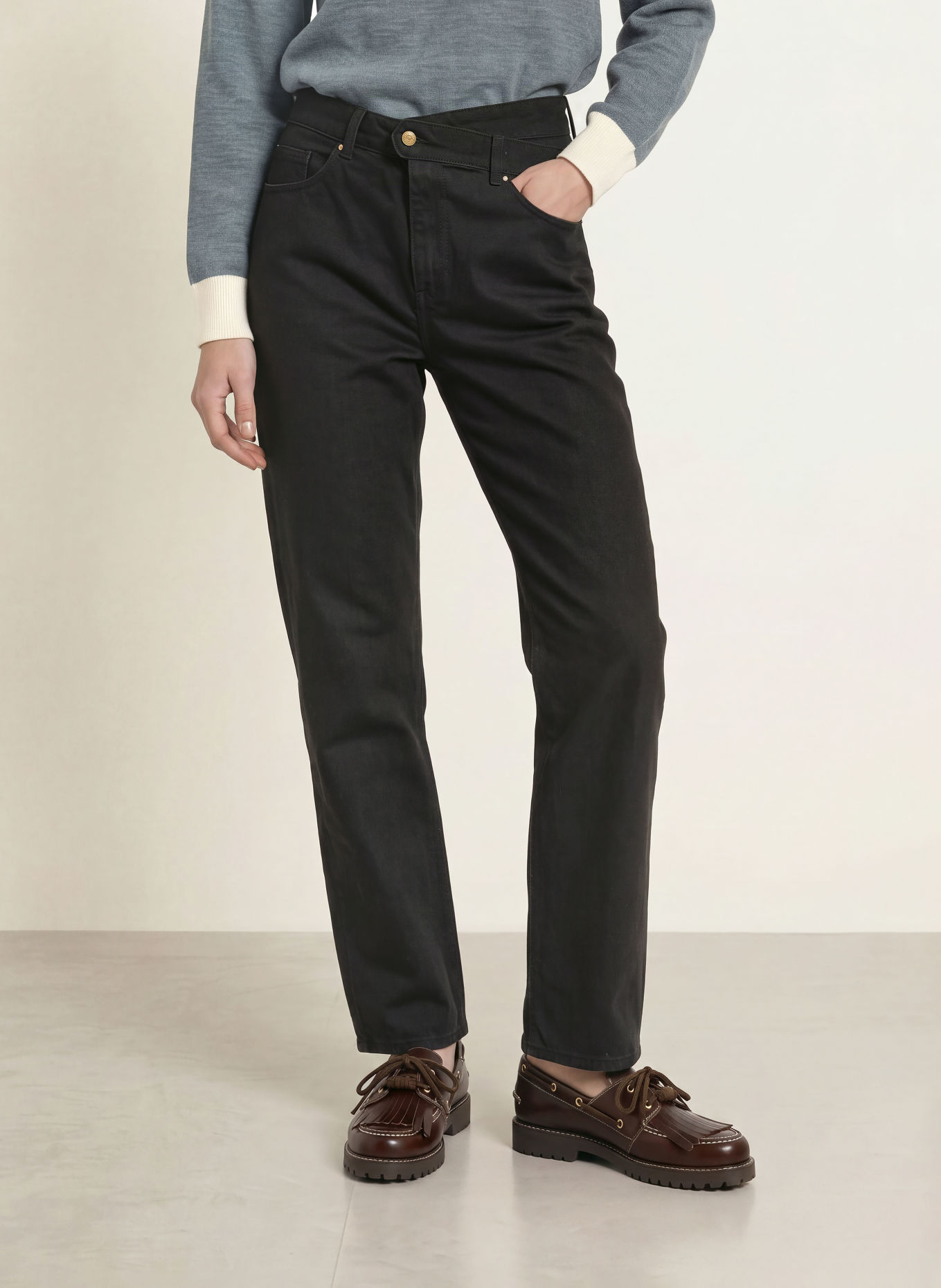 CLAUDIE PIERLOT Straight Jeans: V002 BLACK DENIM