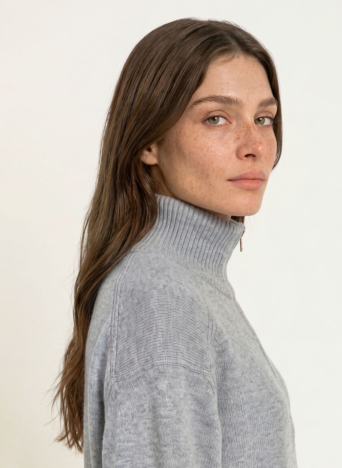 maje Sweter typu troyer: JASNOCZARY
