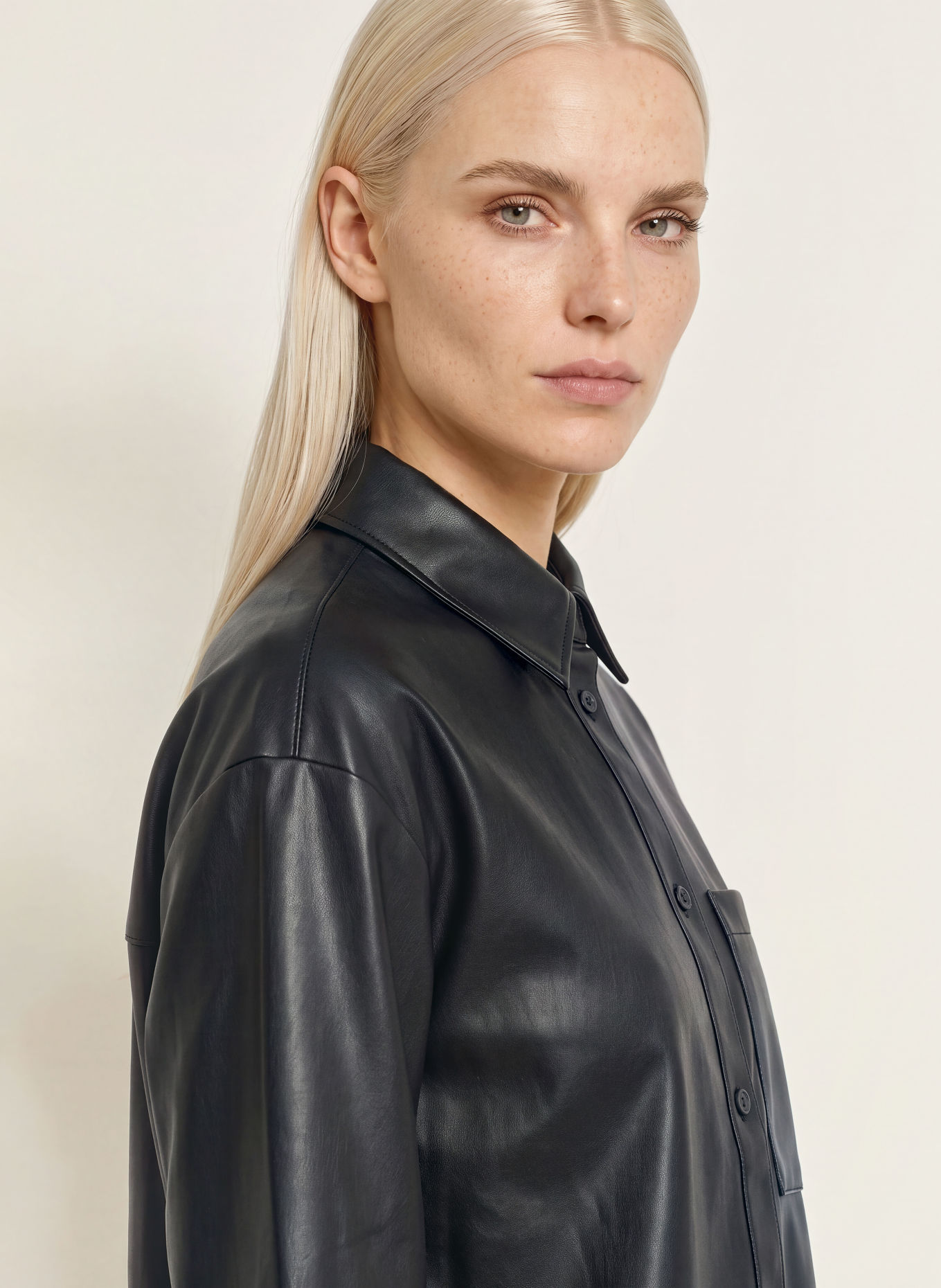 OPUS Chemisier FALAXY aspect cuir: NOIR