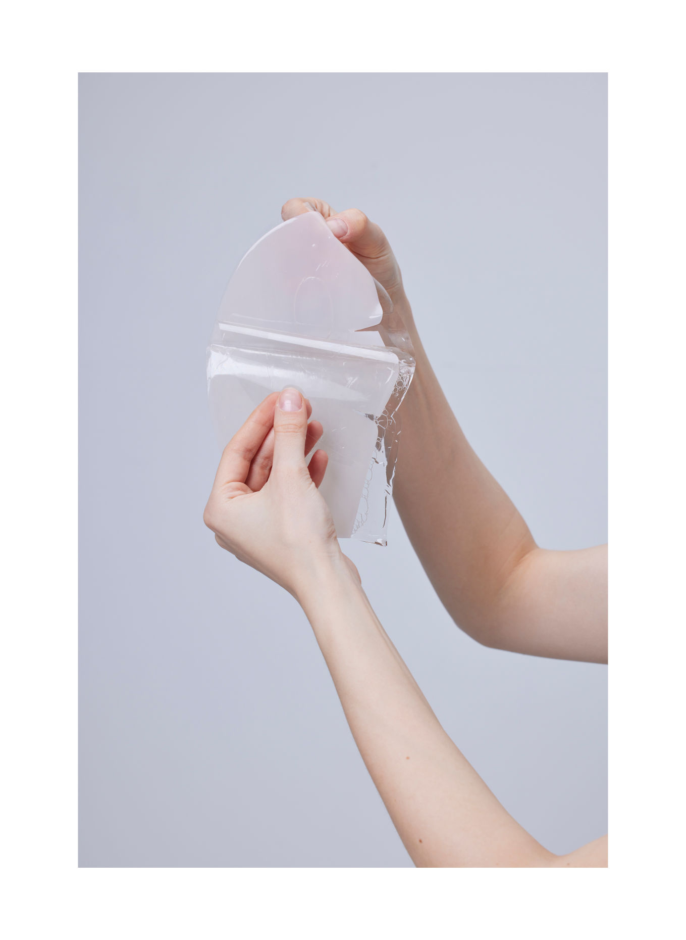 COSRX THE ALPHA-ARBUTIN DISCOLORATION CARE HYDROGEL MASK