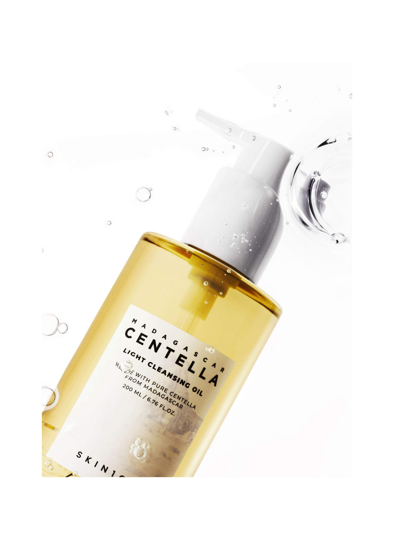 SKIN1004 MADAGASCAR CENTELLA LIGHT CLEANSING OIL