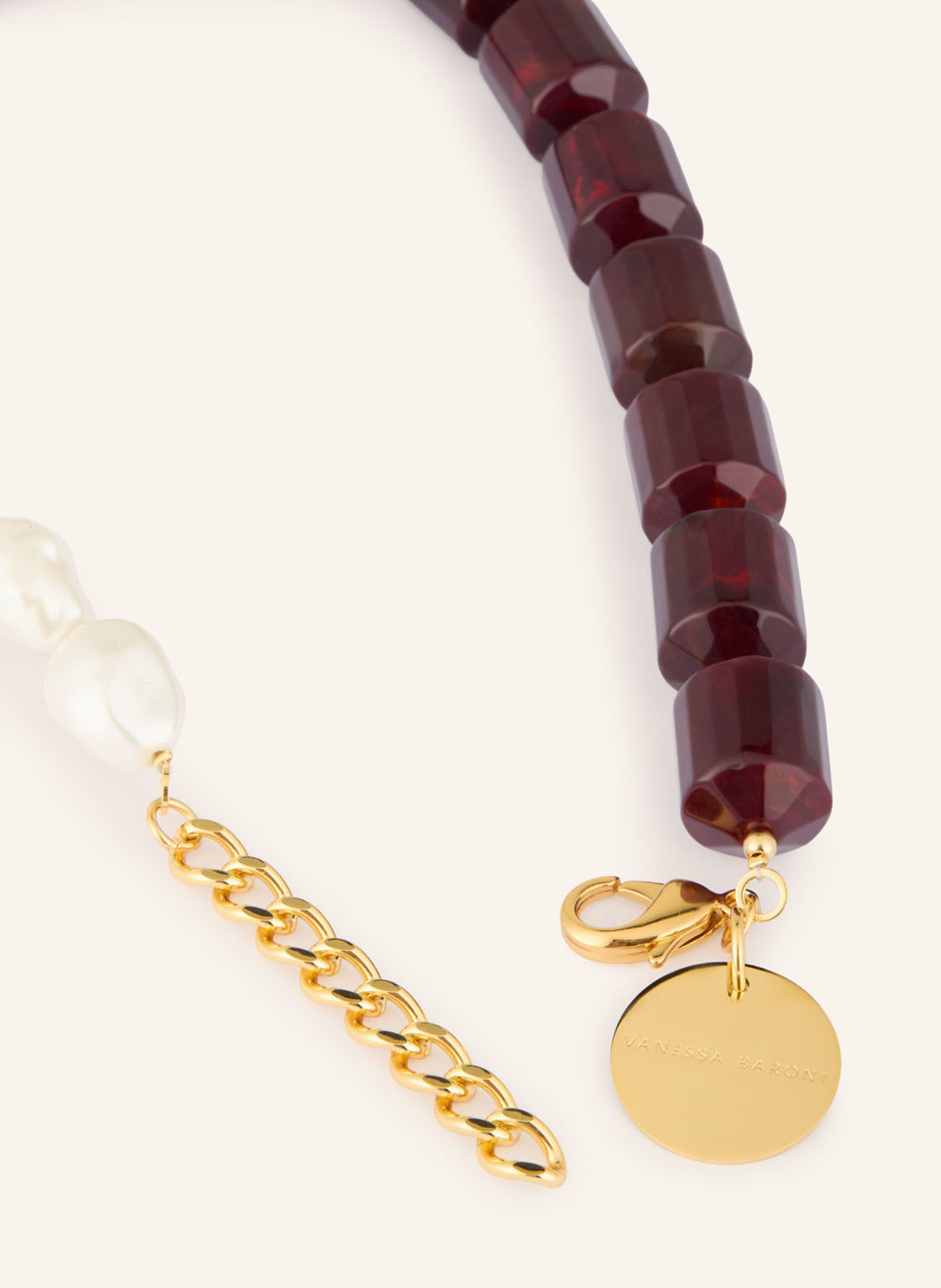 VANESSA BARONI Halskæde BARREL PEARL: MØRKERØD / GULD / HVID