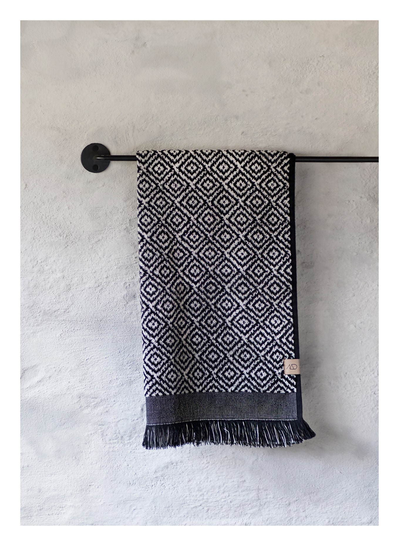 METTE DITMER Towel MOROCCO, Color: BLACK/ WHITE (Image 4)