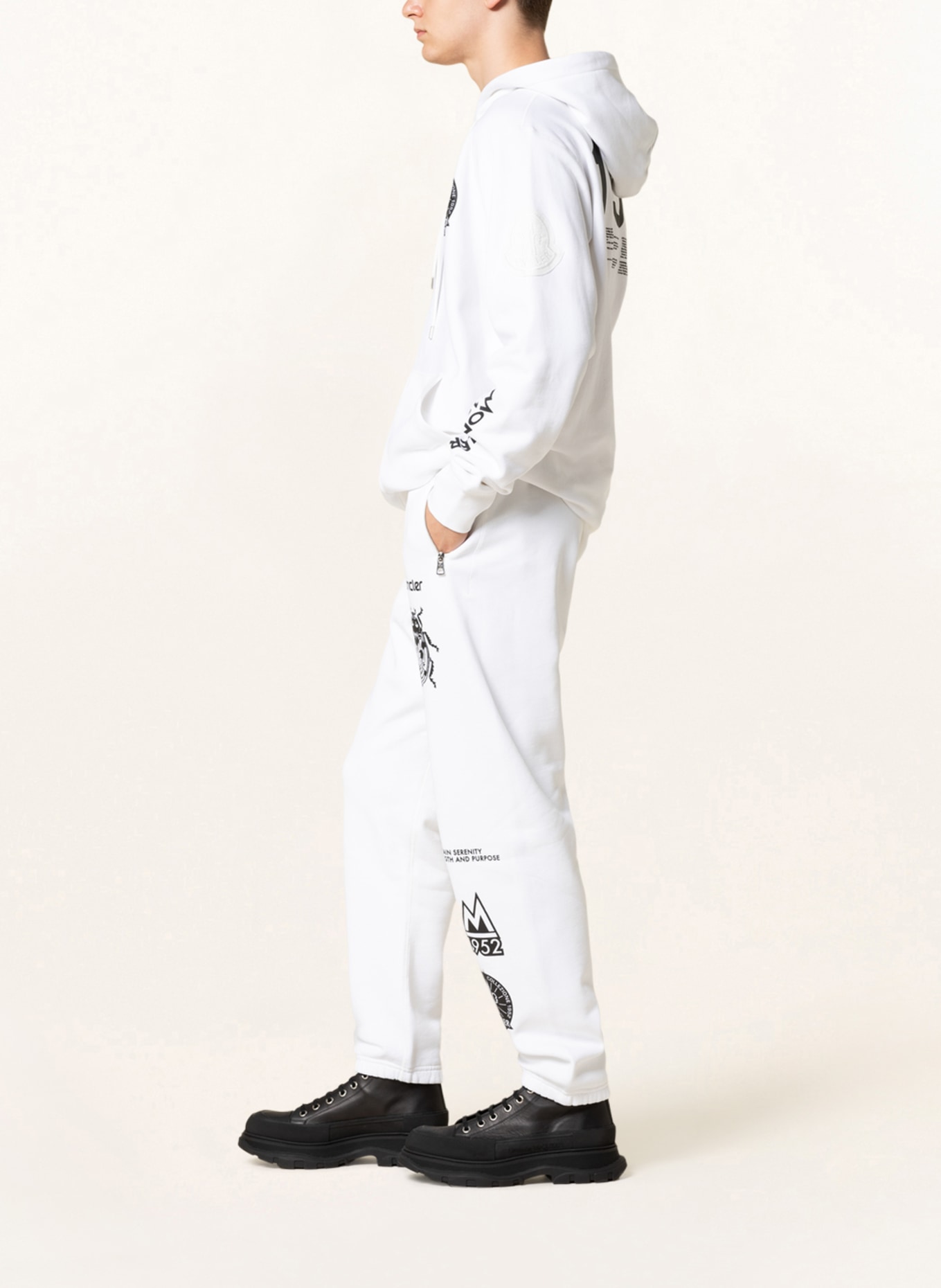 MONCLER GENIUS Pants in jogger style regular fit, Color: WHITE/ BLACK (Image 4)