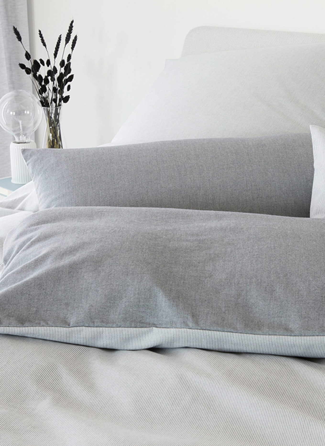 elegante Bettwäsche TENDER: WEISS / SILBER