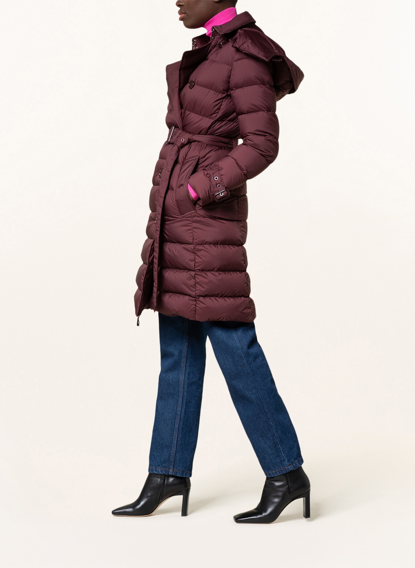 BURBERRY Péřový kabát ASHWICK s odnímatelnou kapucí, Barva: TMAVĚ ČERVENÁ (Obrázek 4)