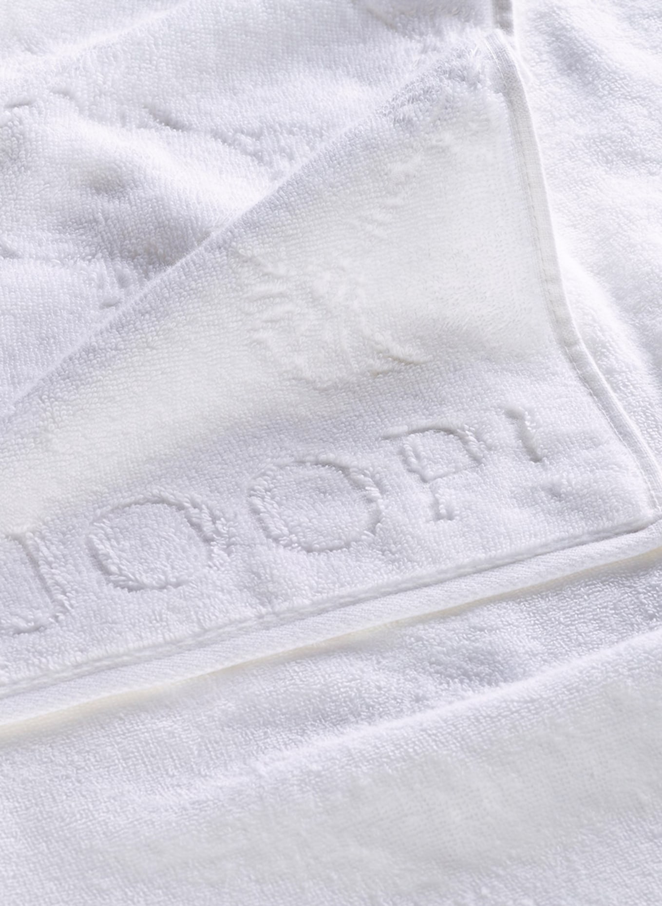 JOOP! Ręcznik kąpielowy UNI CORNFLOWER, Kolor: BIAŁY (Obrazek 3)