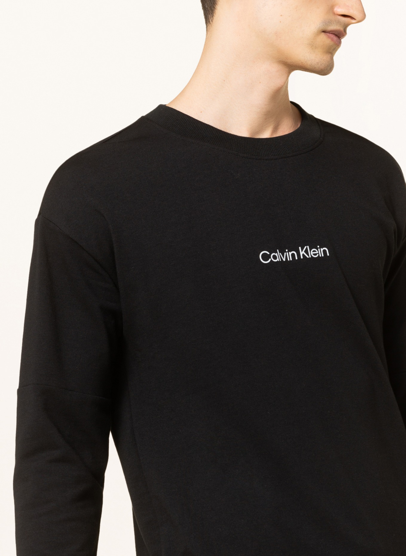 Calvin Klein Pohodlná domácí mikina MODERN STRUCTURE, Barva: ČERNÁ (Obrázek 4)
