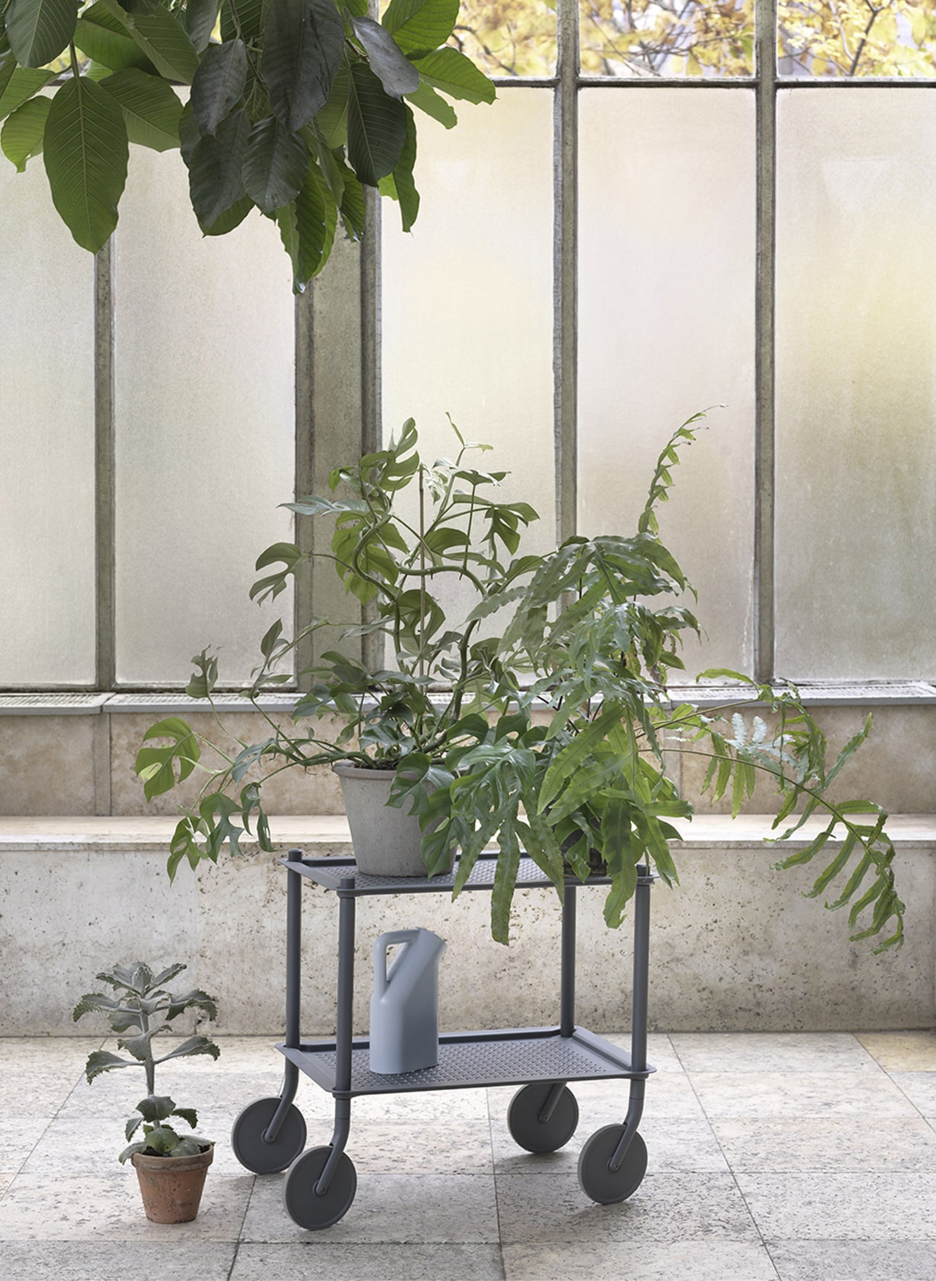 MUUTO Beistelltisch FLOW: BLAUGRAU