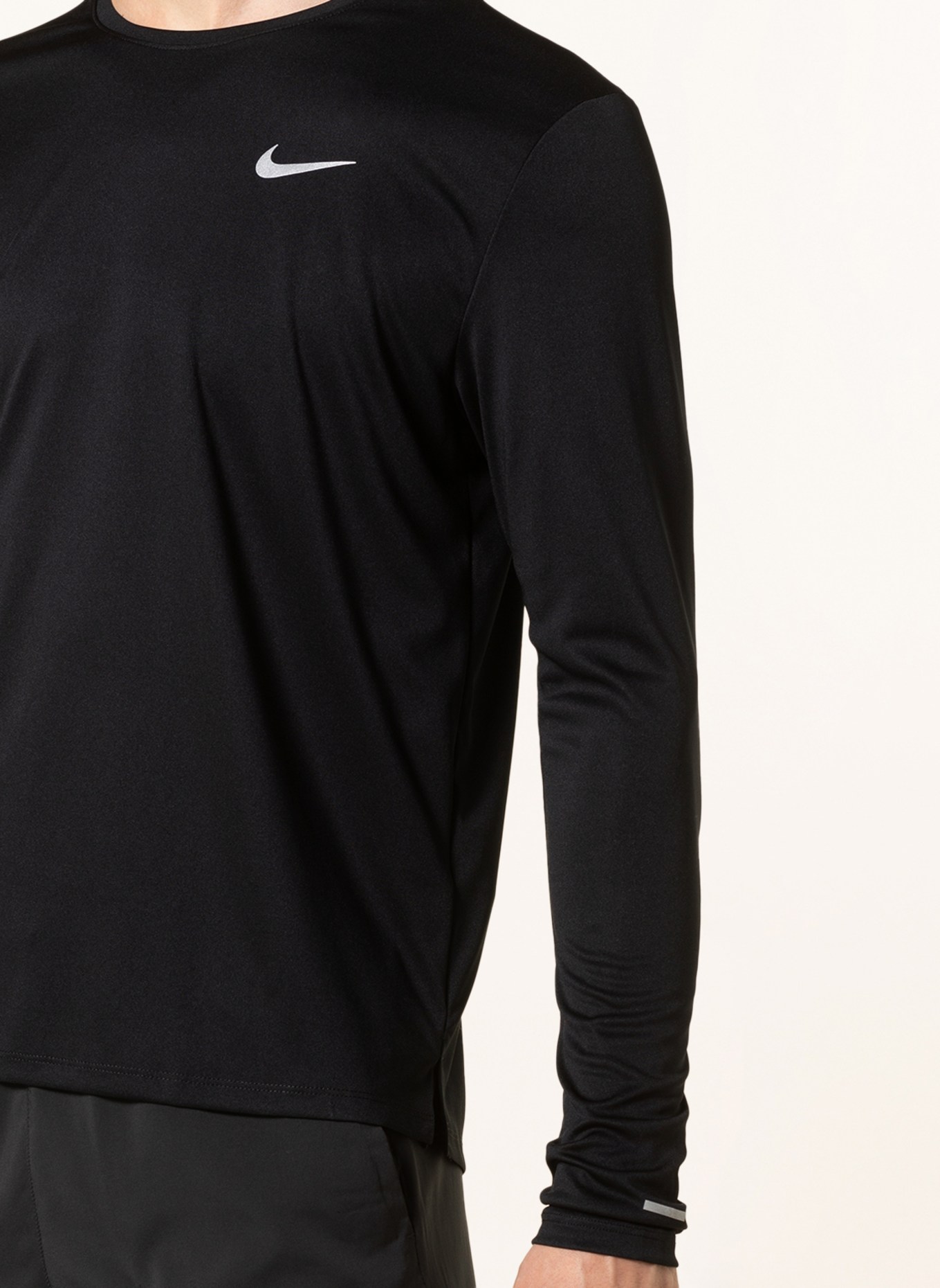 Nike Koszulka do biegania DRI-FIT MILER, Kolor: CZARNY (Obrazek 4)