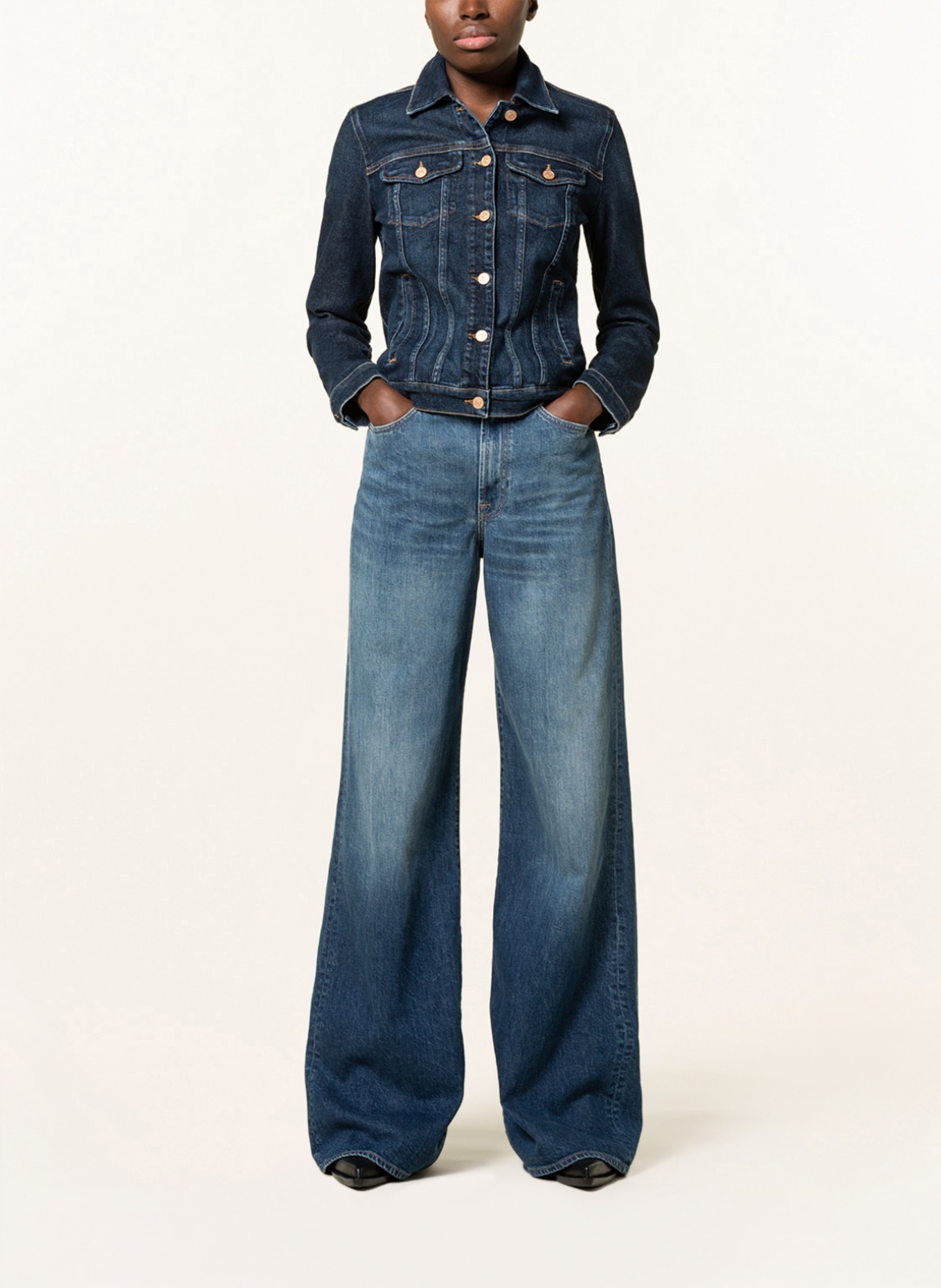 7 for all mankind Flared Jeans, Farbe: MID BLUE Indigo (Bild 2)