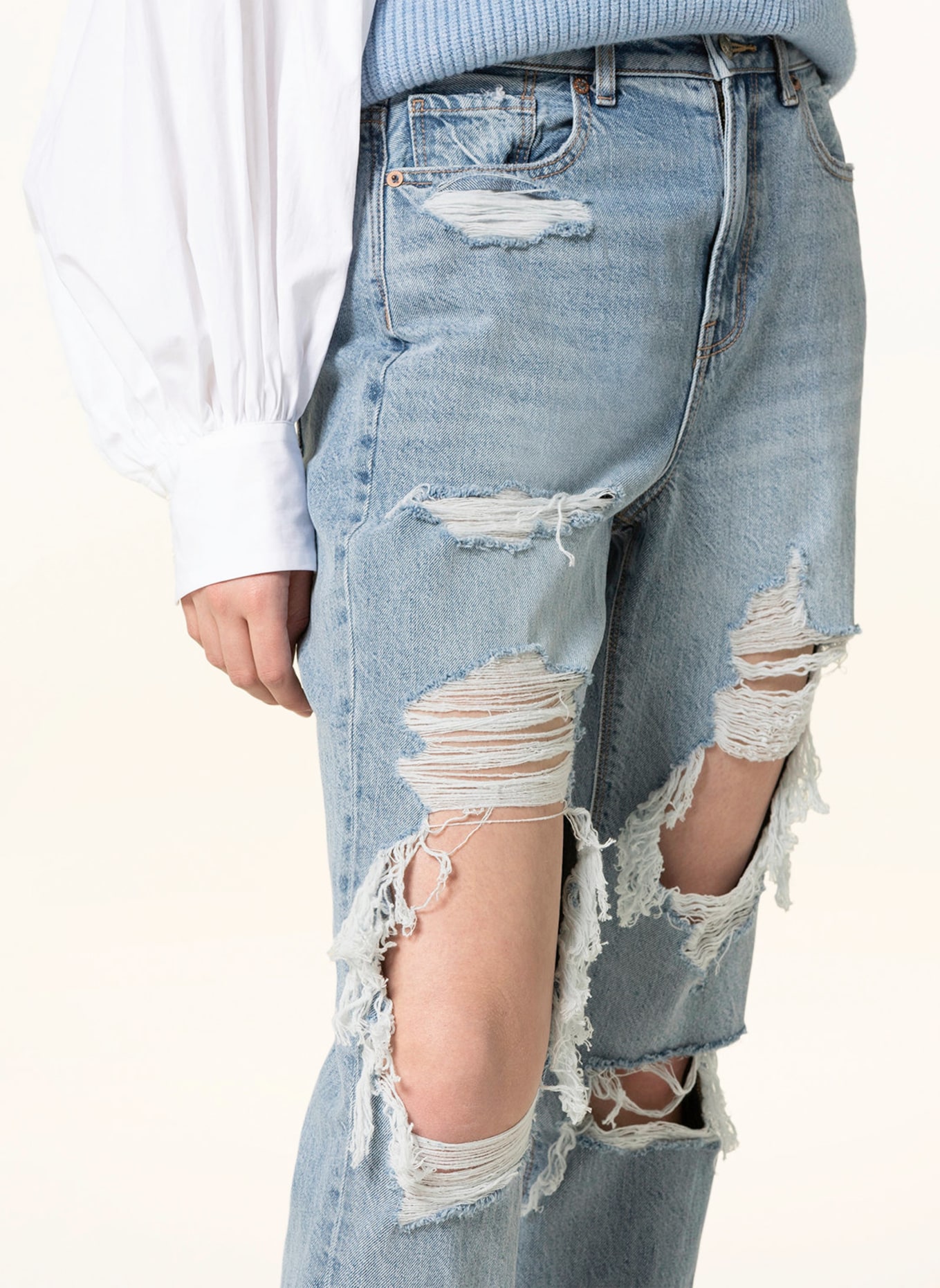 AMERICAN EAGLE Mom jeans, Color: 973 INDIGO SKYLIGHT DESTROY (Image 5)
