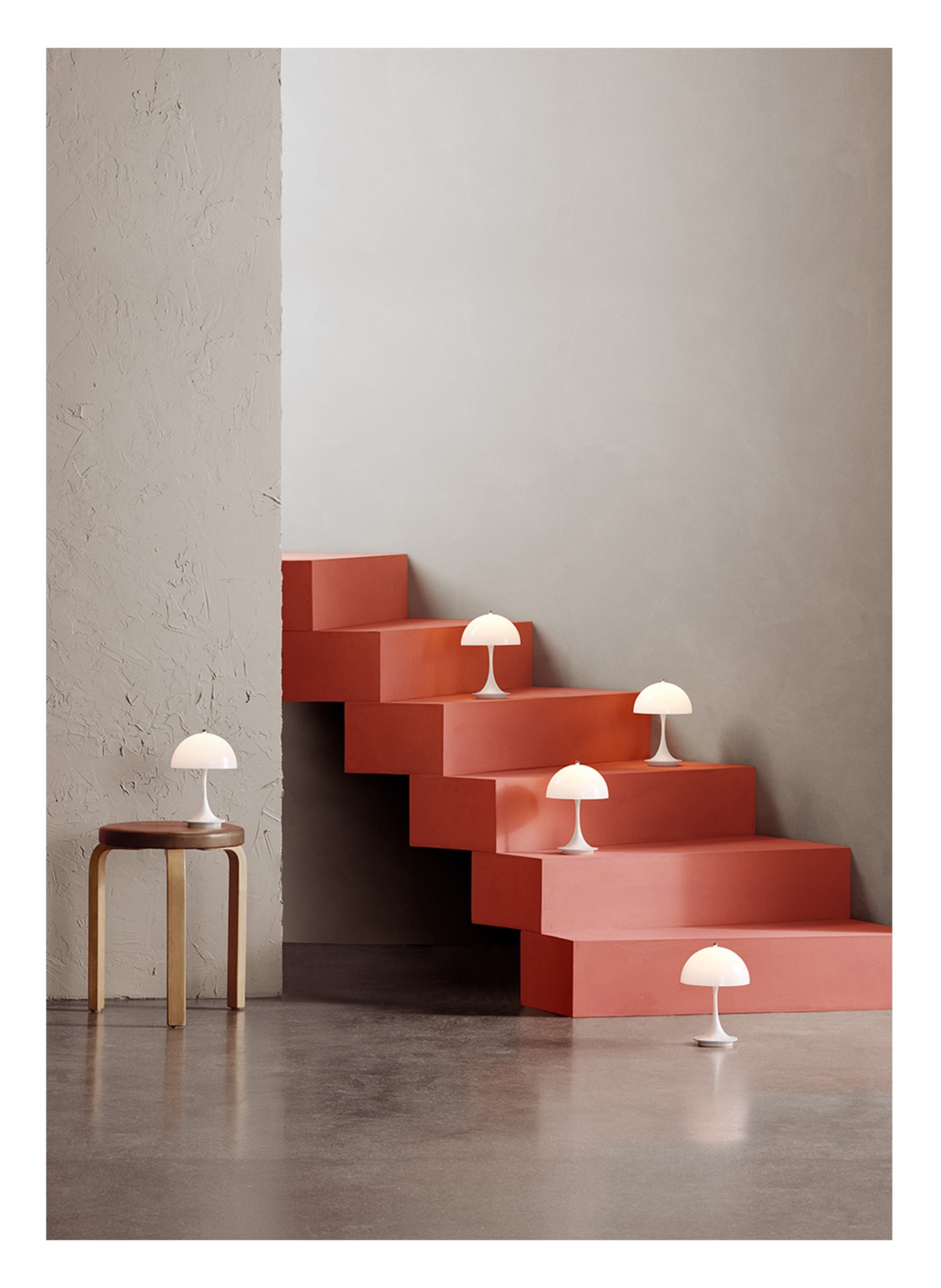 louis poulsen Tischleuchte PANTHELLA MINI: SCHWARZ