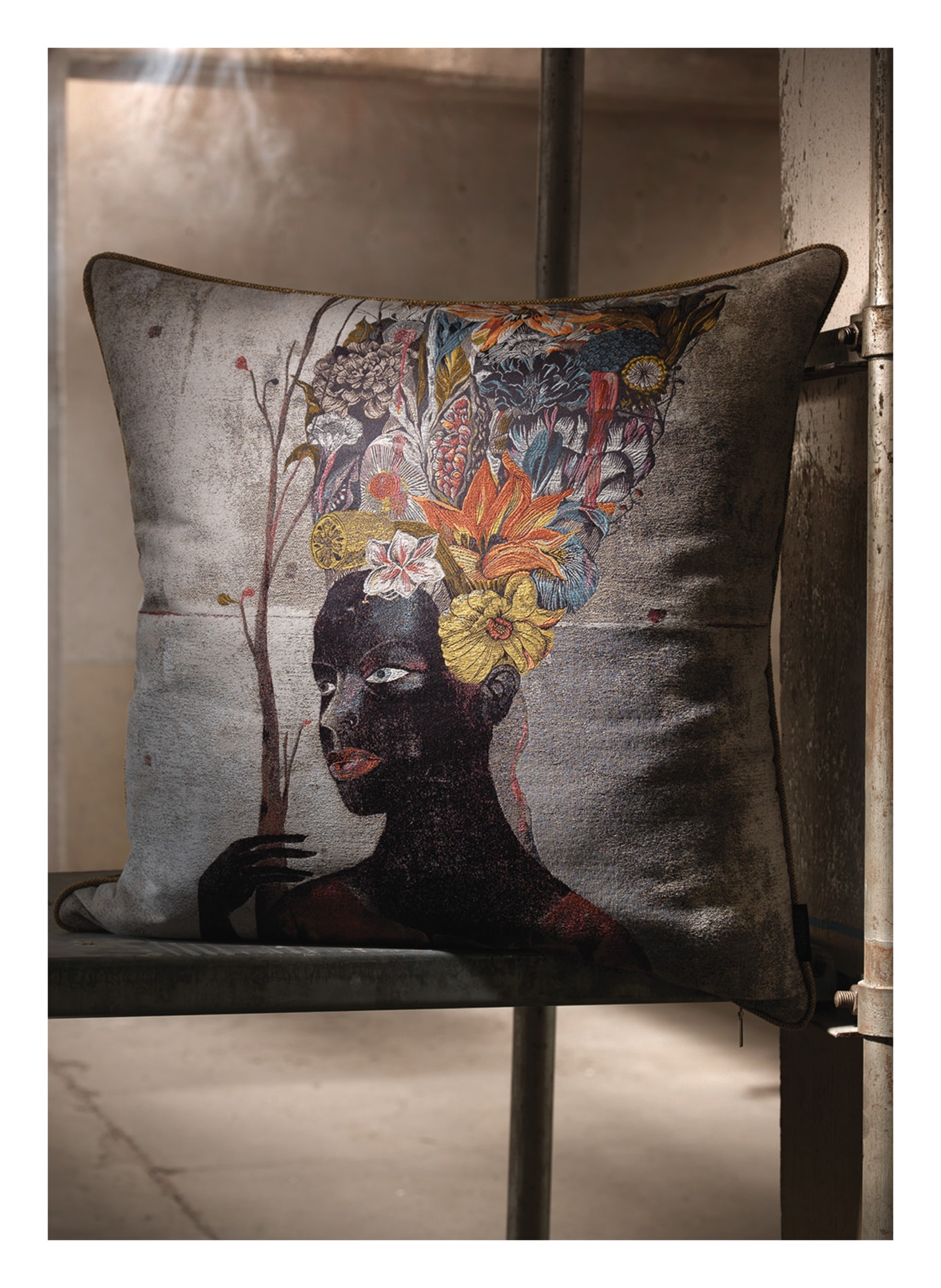 ROHLEDER Decorative cushion BLACK ANTOINETTE, Color: BLACK/ BLUE/ YELLOW (Image 4)