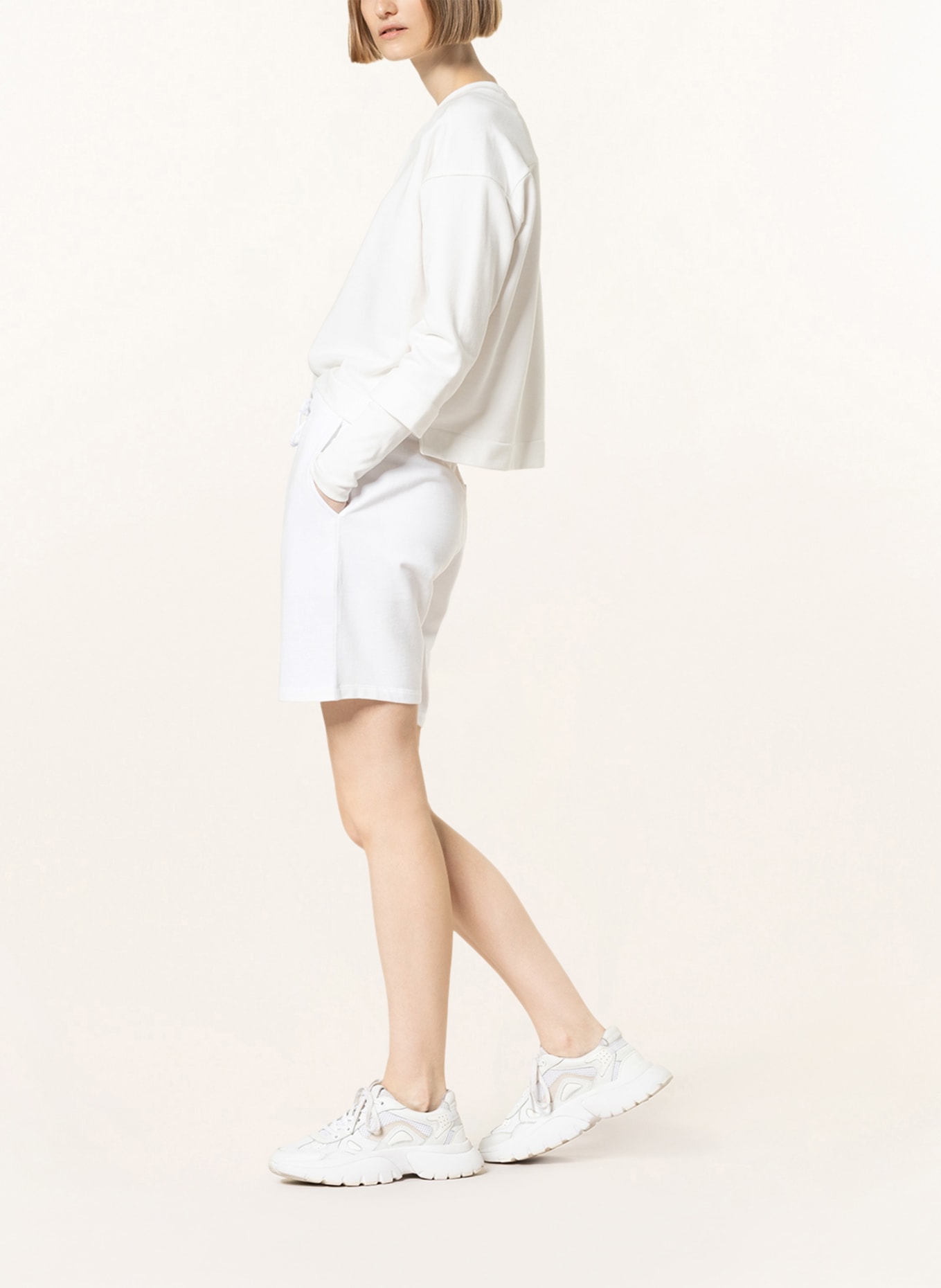 Juvia Sweat shorts, Color: WHITE (Image 4)