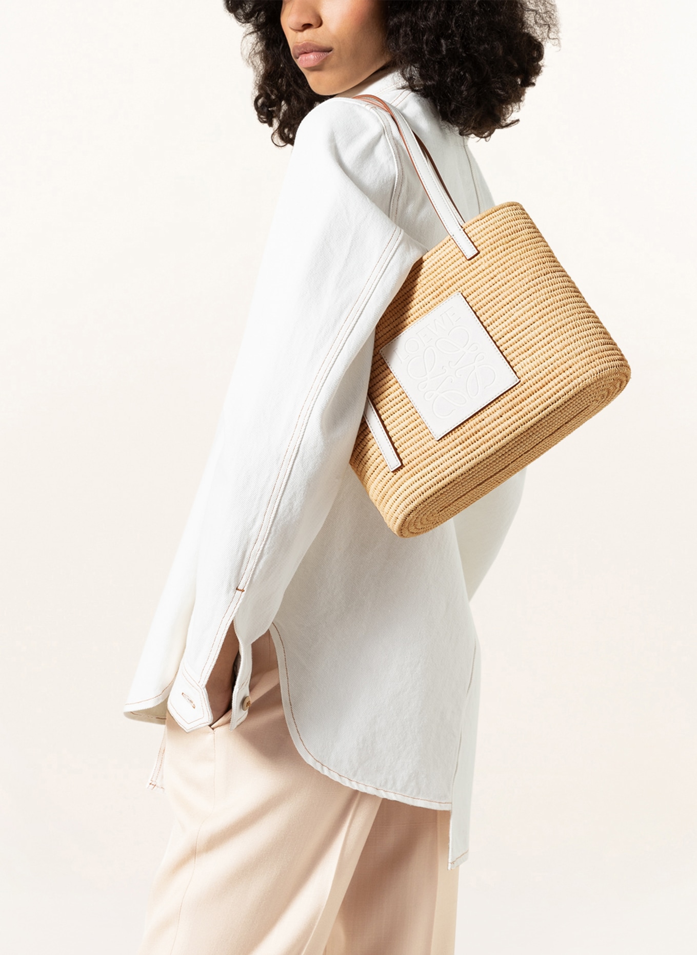 LOEWE Shoulder bag BASKET SQUARE SMALL, Color: CREAM/ WHITE (Image 4)