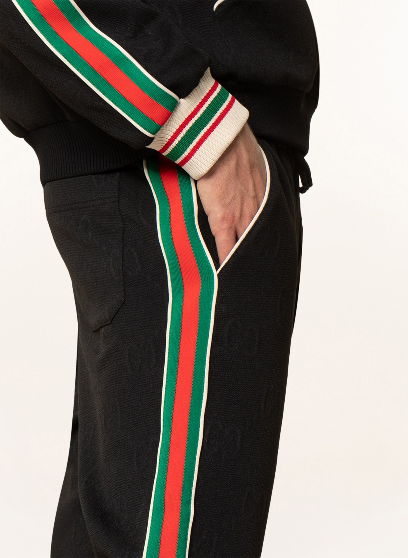 GUCCI Žakárové kalhoty GG v joggingovém stylu s galonovými pruhy, Barva: ČERNÁ/ ZELENÁ/ ČERVENÁ (Obrázek 5)