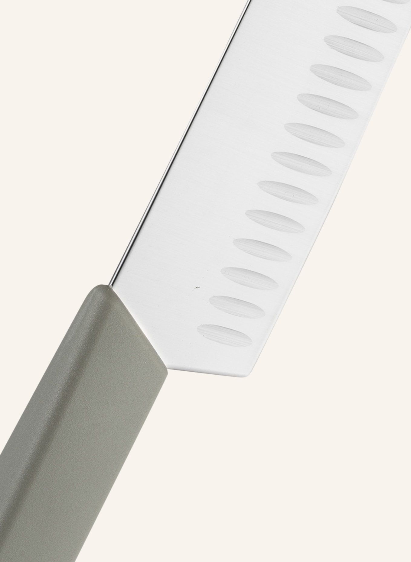 VICTORINOX Santokumesser mit Kullen , Farbe: GRAU/ SILBER (Bild 2)