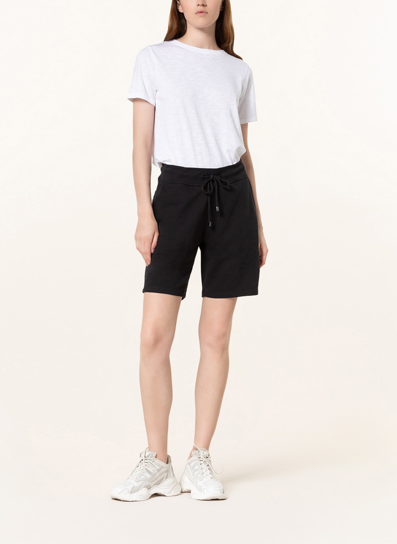 Juvia Sweat shorts, Color: BLACK (Image 2)