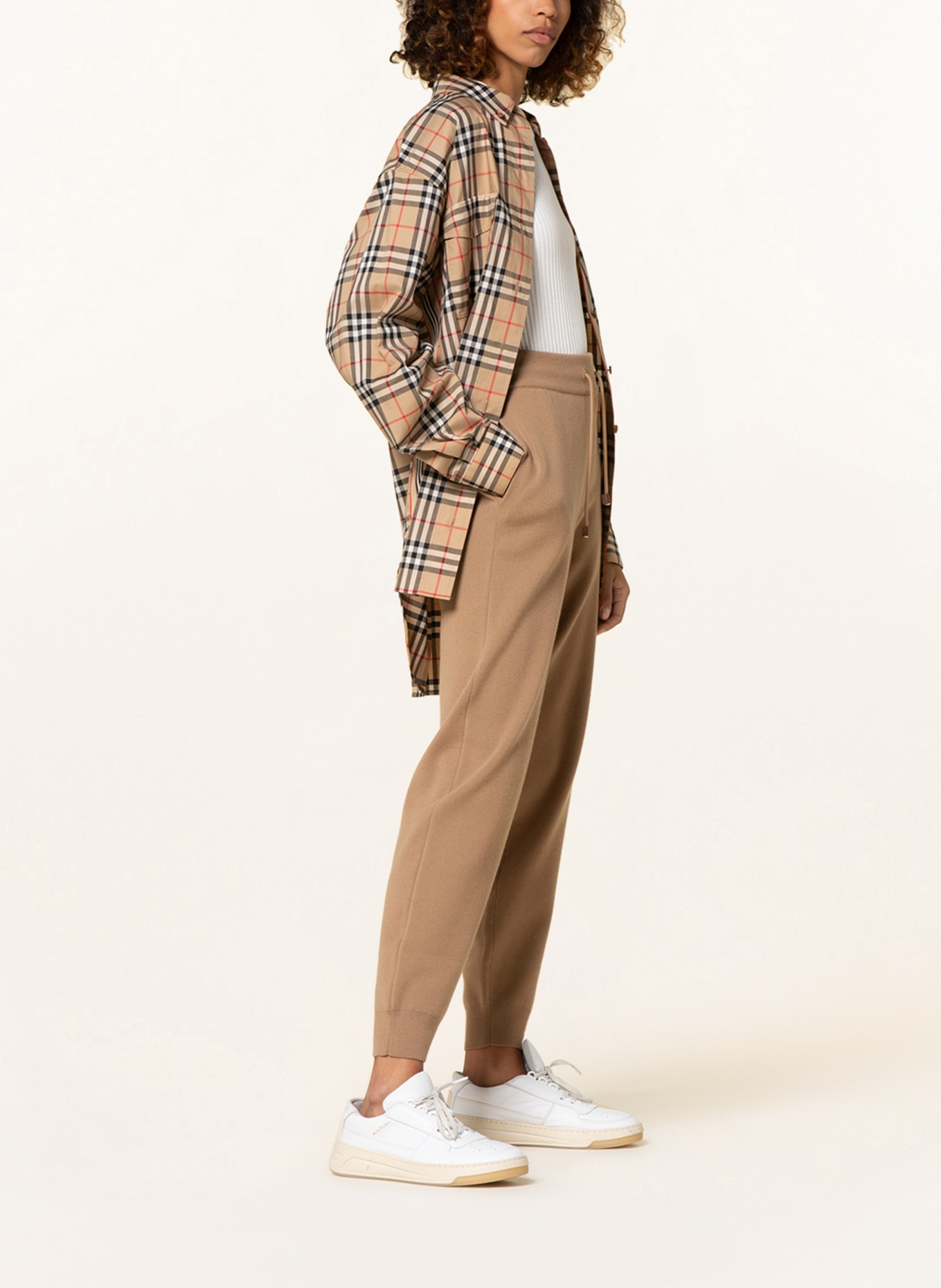 BURBERRY Pants in jogger style , Color: CAMEL (Image 4)