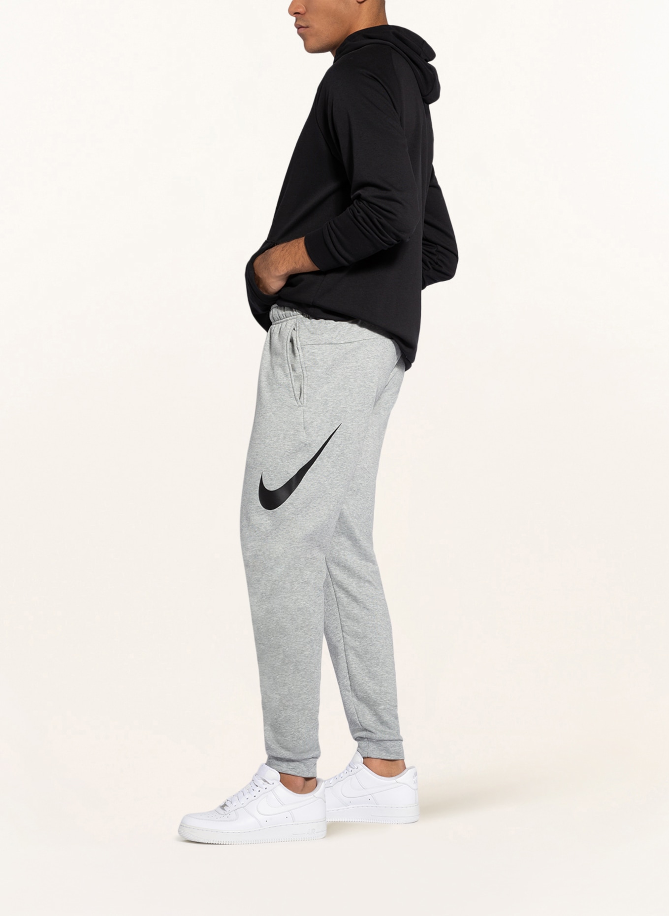 Nike Spodnie dresowe DRI-FIT, Kolor: SZARY (Obrazek 4)