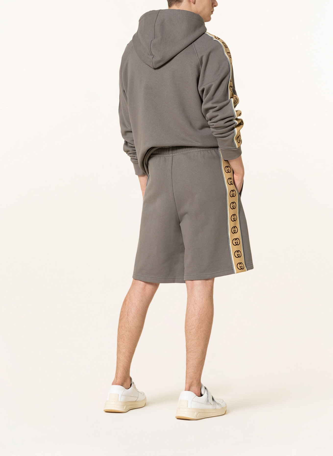 GUCCI Sweat shorts with tuxedo stripes, Color: TAUPE (Image 3)
