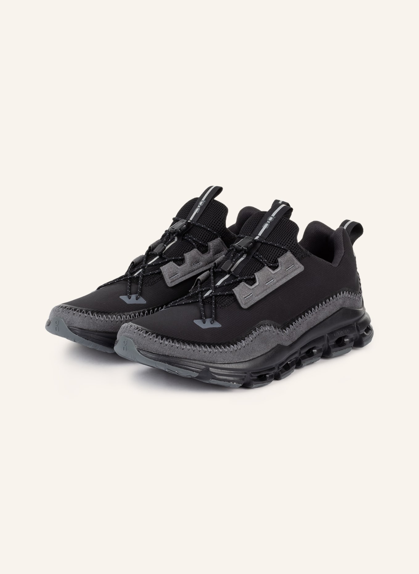 On Multifunctional shoes CLOUDAWAY, Color: BLACK (Image 1)