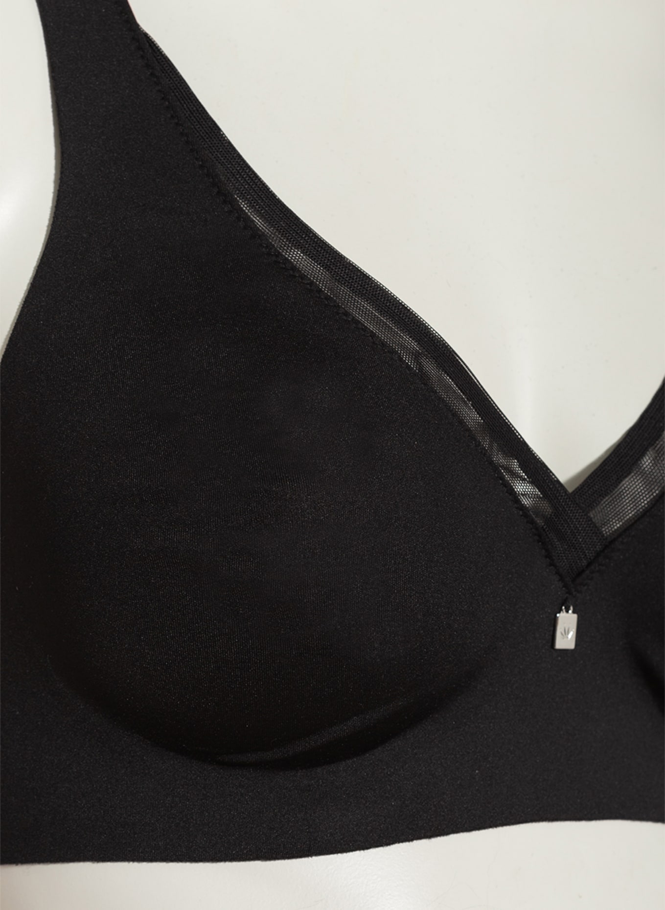 Triumph Minimizer-BH TRUE SHAPE SENSATION: SCHWARZ