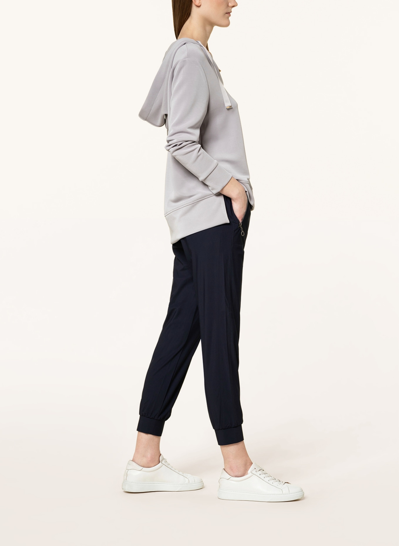 s.Oliver BLACK LABEL Trousers in jogger style, Color: DARK BLUE (Image 4)