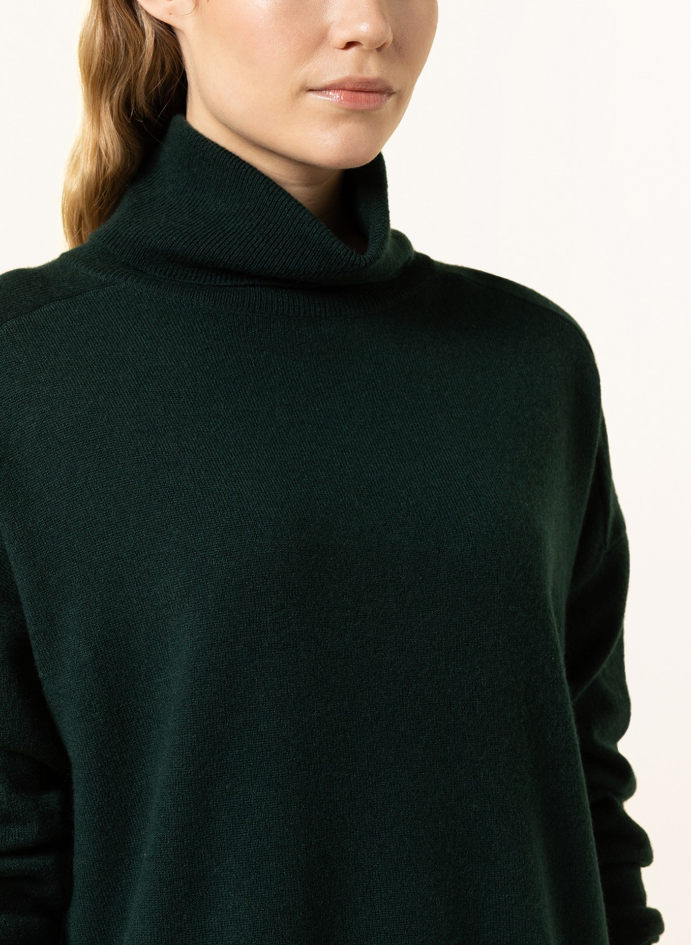 WHISTLES Turtleneck sweater in cashmere, Color: DARK GREEN (Image 4)