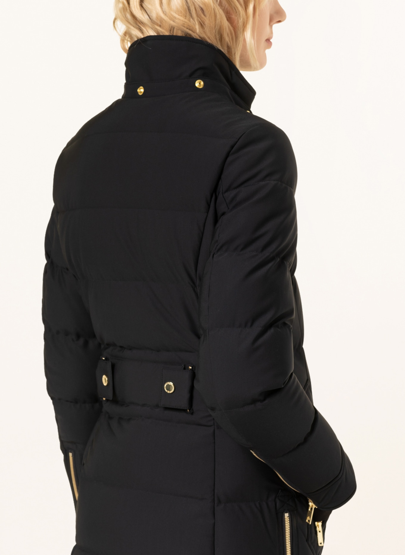 MOOSE KNUCKLES Péřový kabát WATERSHED s umělou kožešinou a odnímatelnou kapucí , Barva: ČERNÁ (Obrázek 7)