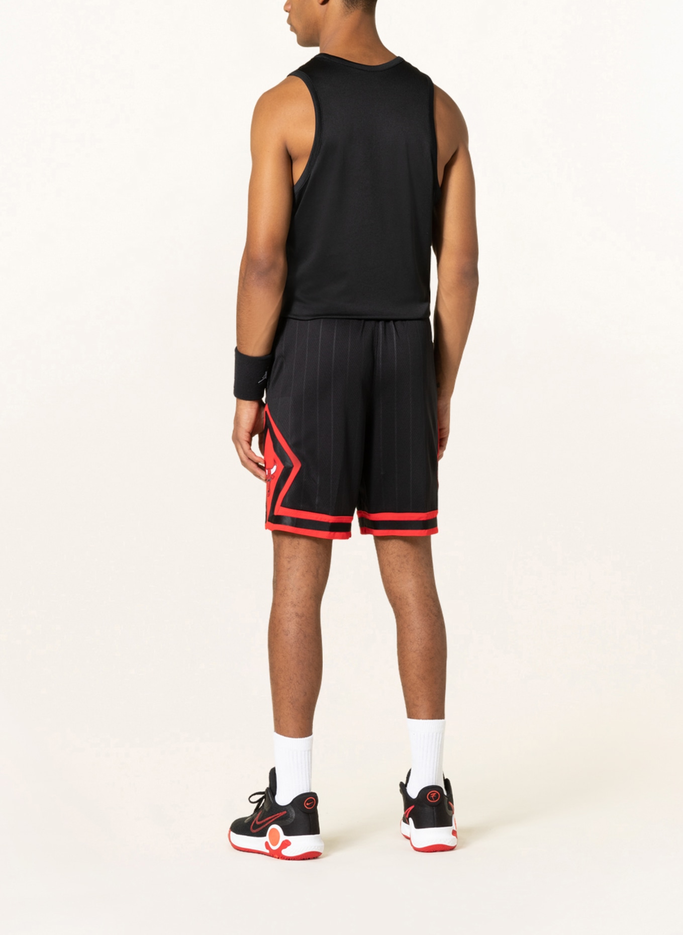 Nike Basketbalové šortky CHICAGO BULLS, Barva: ČERNÁ/ ČERVENÁ (Obrázek 3)