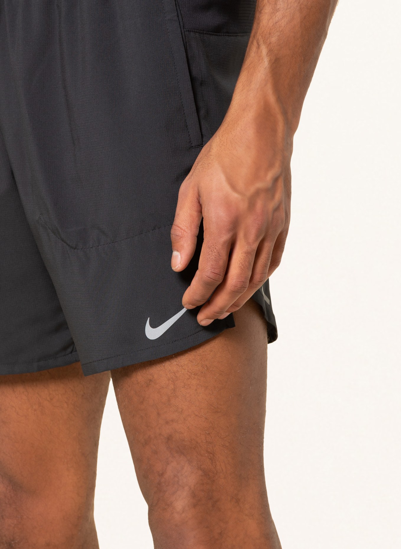 Nike Running shorts DRI-FIT STRIDE , Color: BLACK (Image 5)