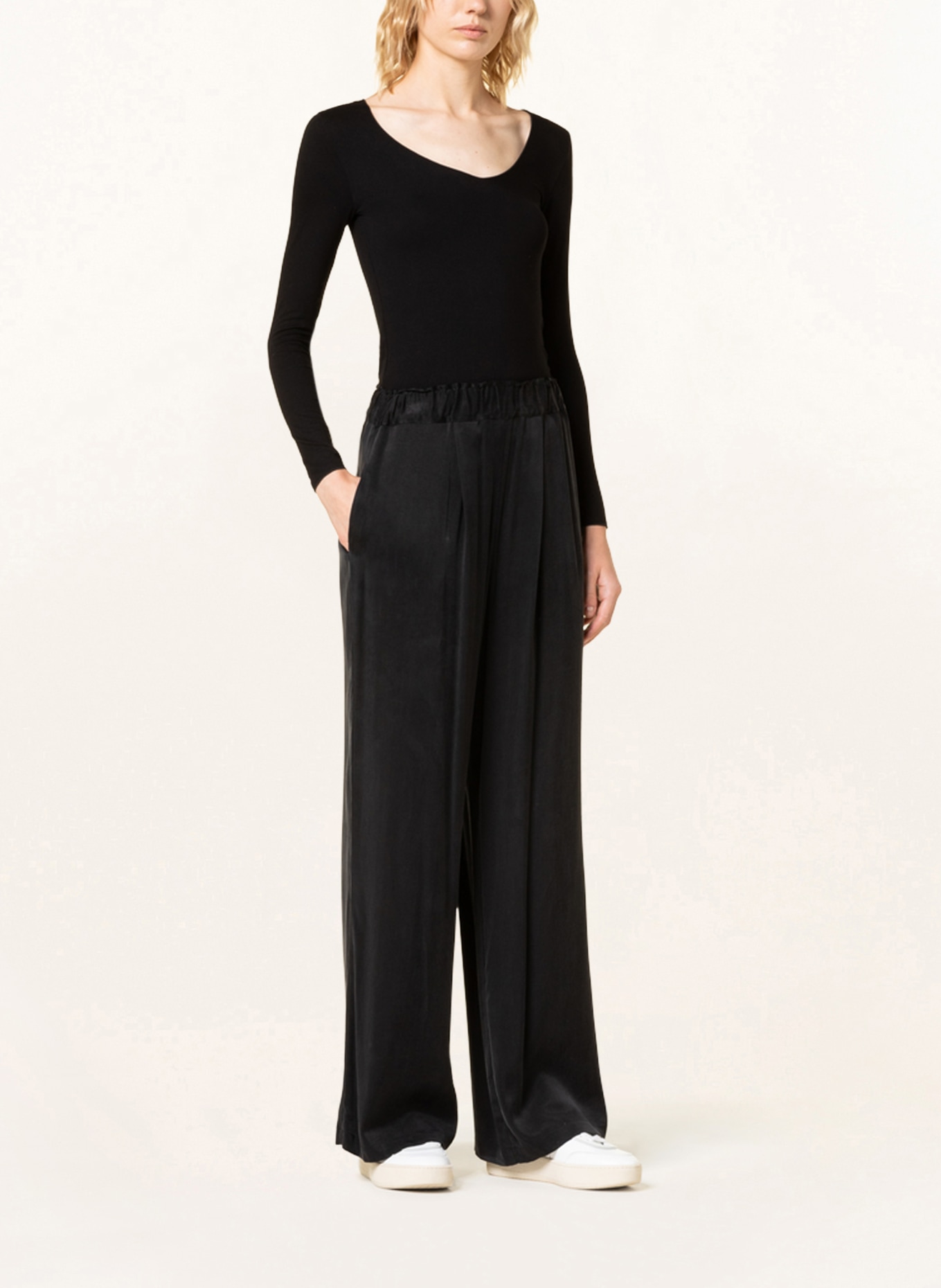 MAJESTIC FILATURES Longsleeve: SCHWARZ