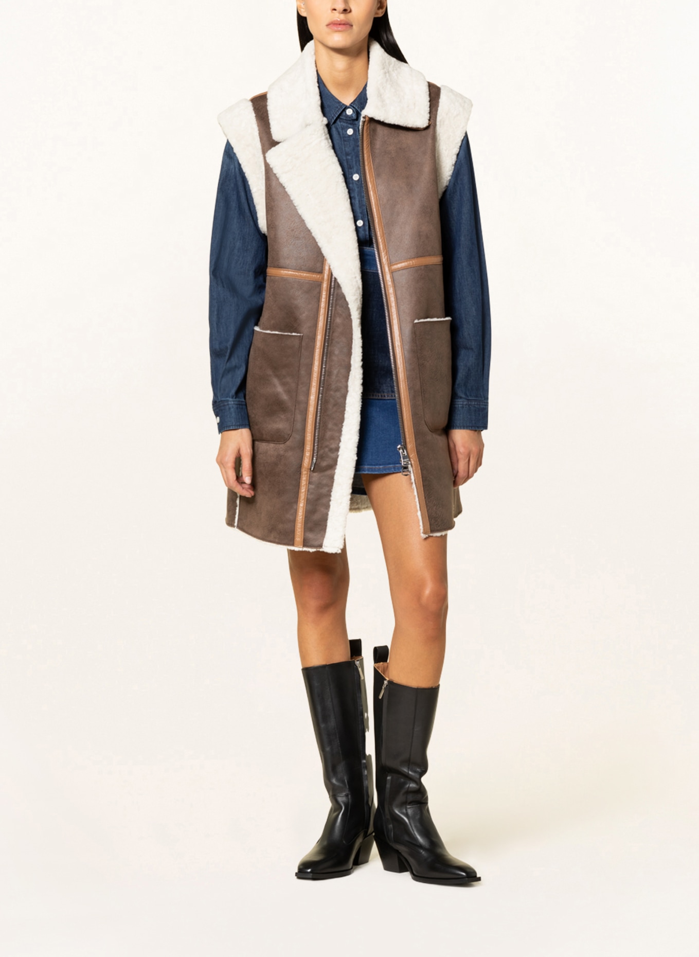 OAKWOOD Vest COULISSE in a leather look with faux fur, Color: BROWN (Image 2)