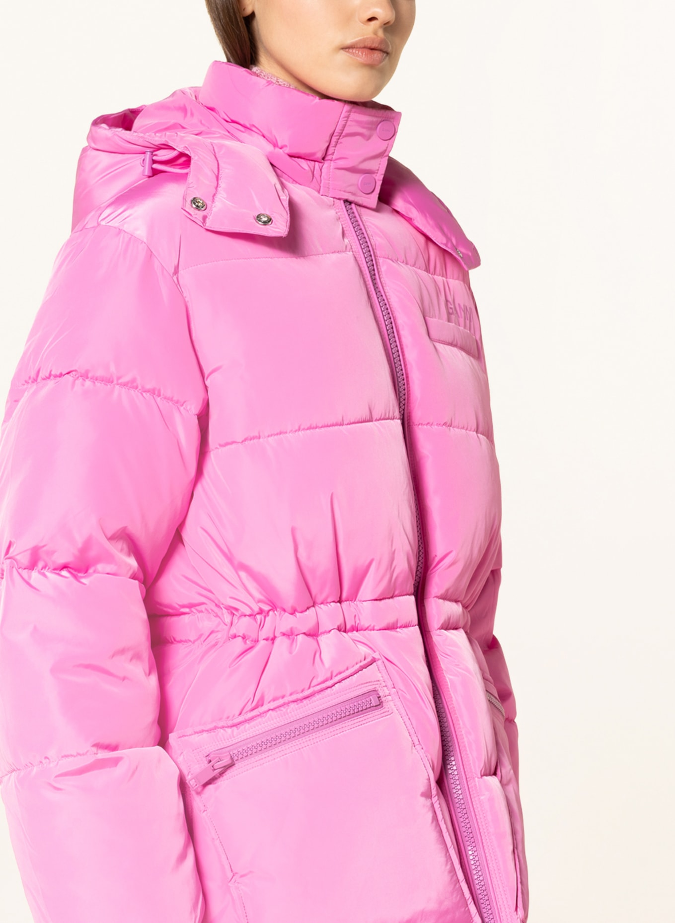 GANNI Oversized prošívaná bunda s odnímatelnou kapucí, Barva: RŮŽOVÁ (Obrázek 5)