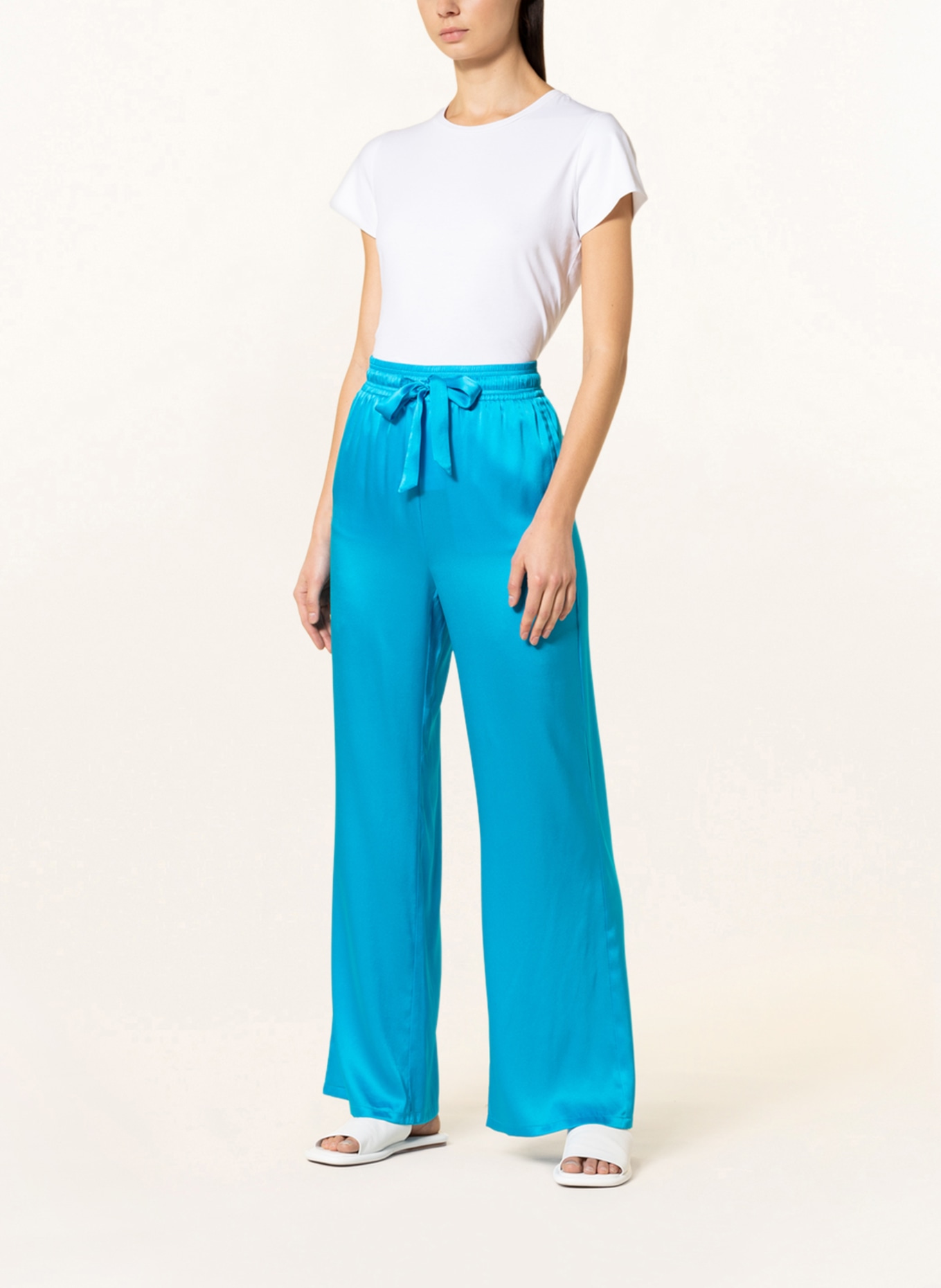 (THE MERCER) N.Y. Silk pants in jogger style , Color: NEON BLUE (Image 2)