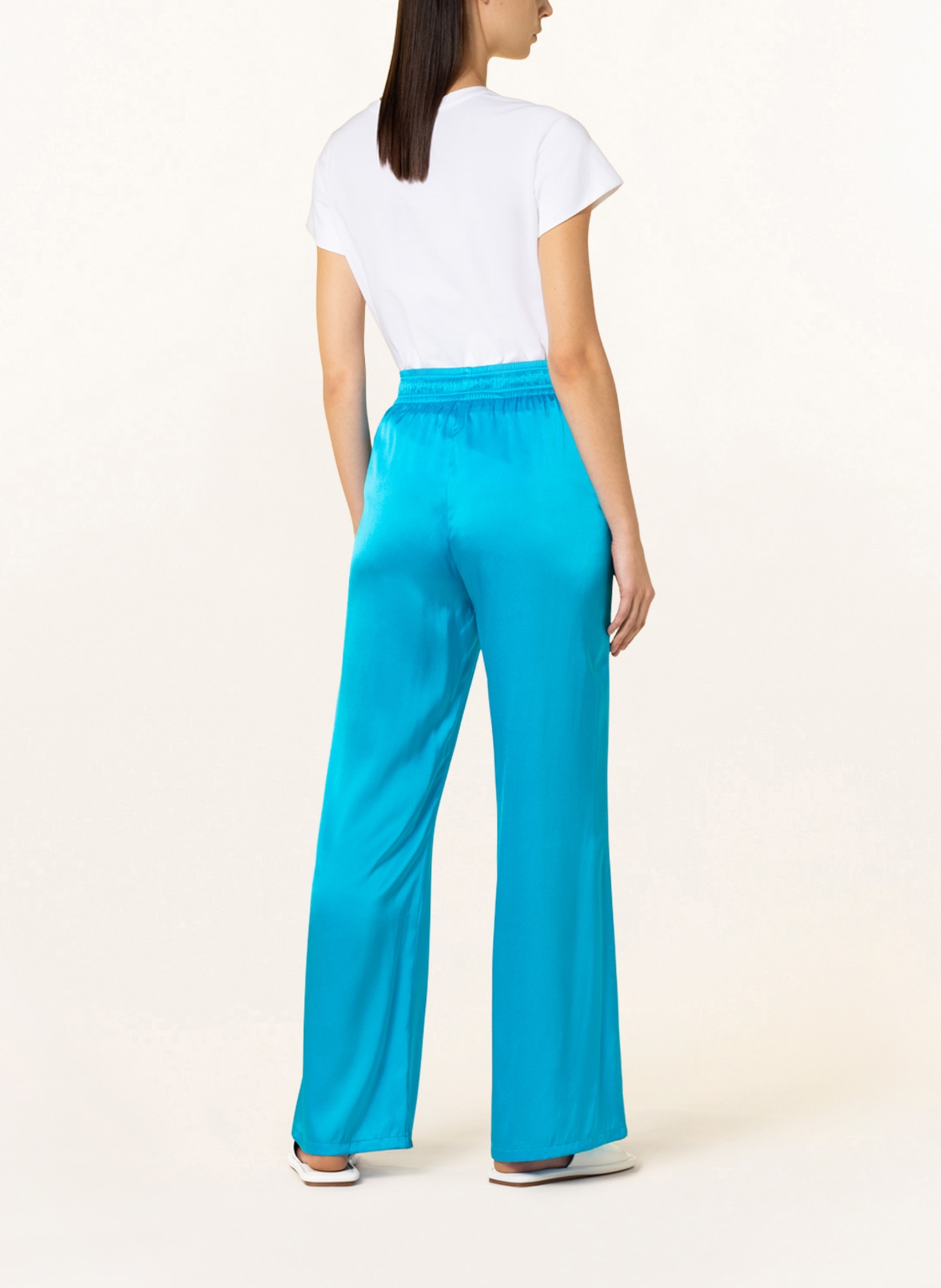 (THE MERCER) N.Y. Silk pants in jogger style , Color: NEON BLUE (Image 3)