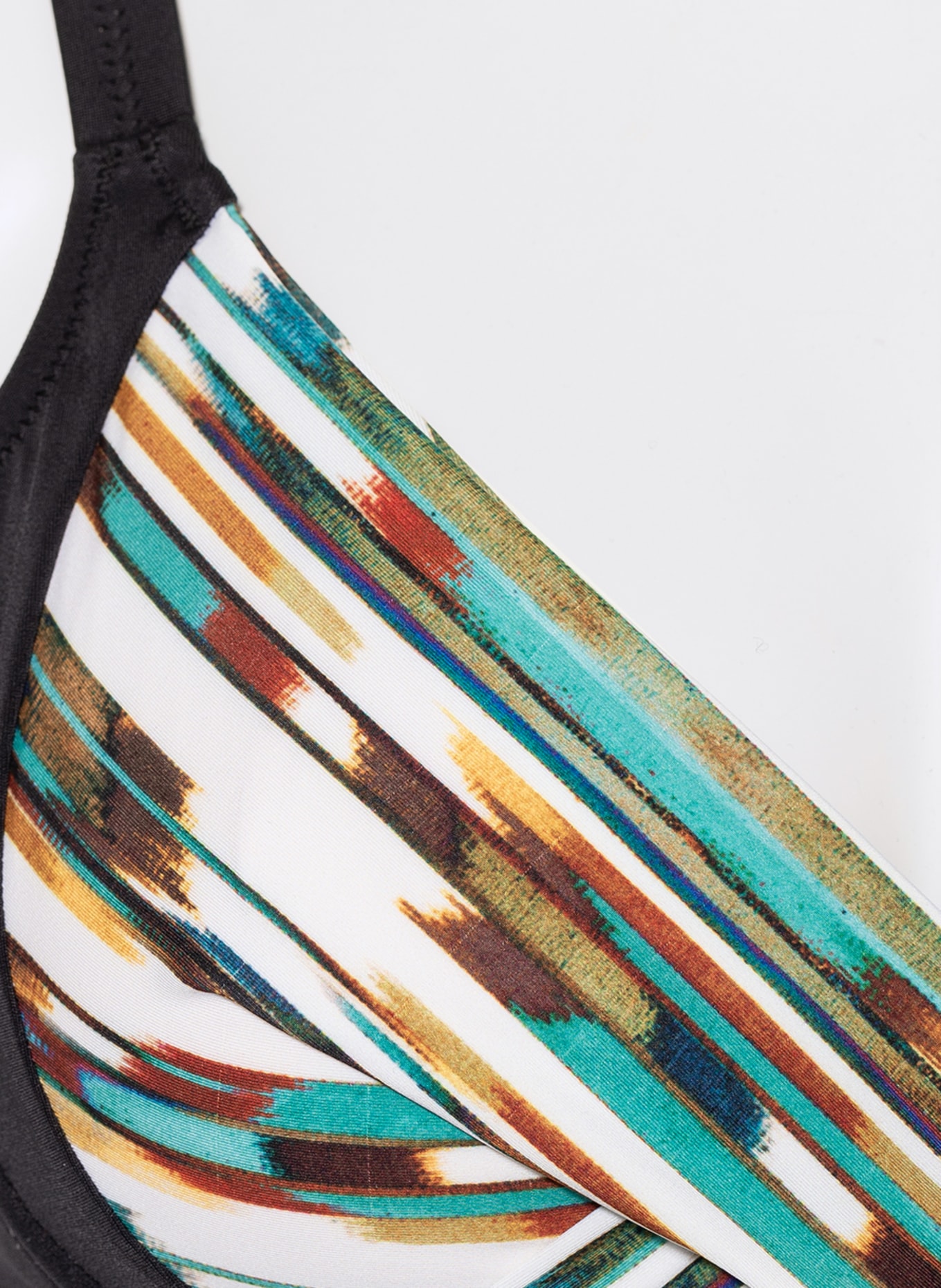 Charmline Góra od bikini bralette MIKADO PLAY, Kolor: CZARNY/ ECRU/ ZIELONY (Obrazek 4)