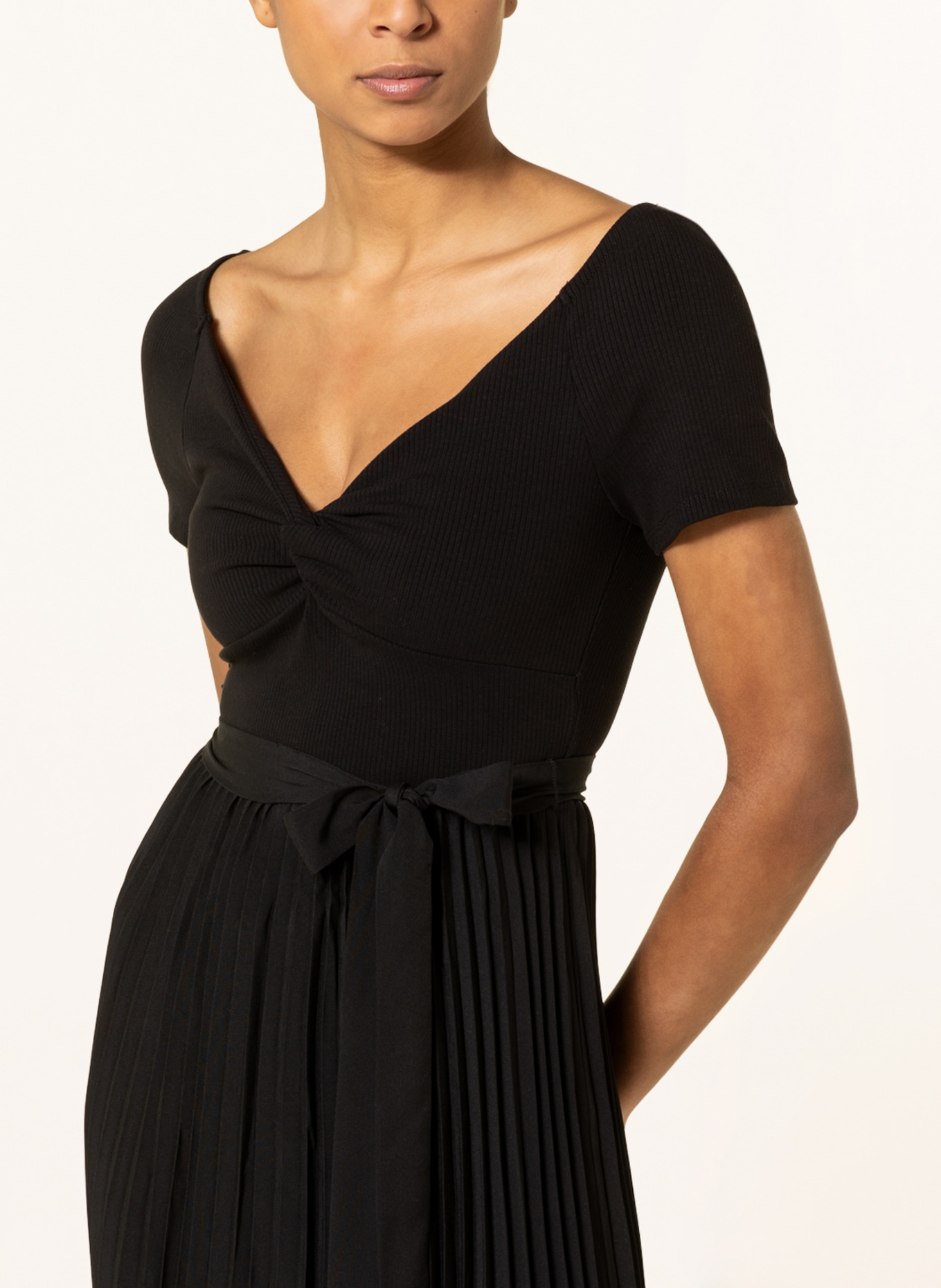 GUESS Dress ERYNN in mixed materials, Color: BLACK (Image 4)