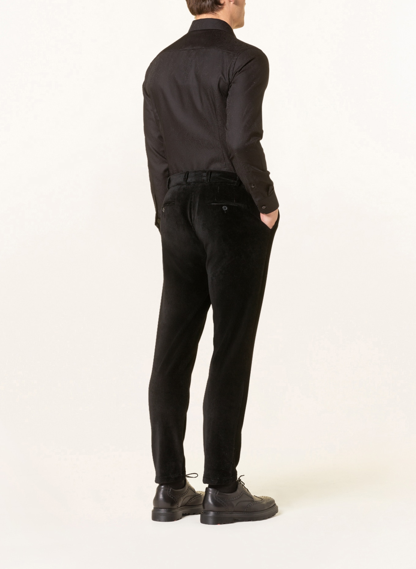 PAUL Anzughose Slim Fit aus Cord, Farbe: SCHWARZ (Bild 4)