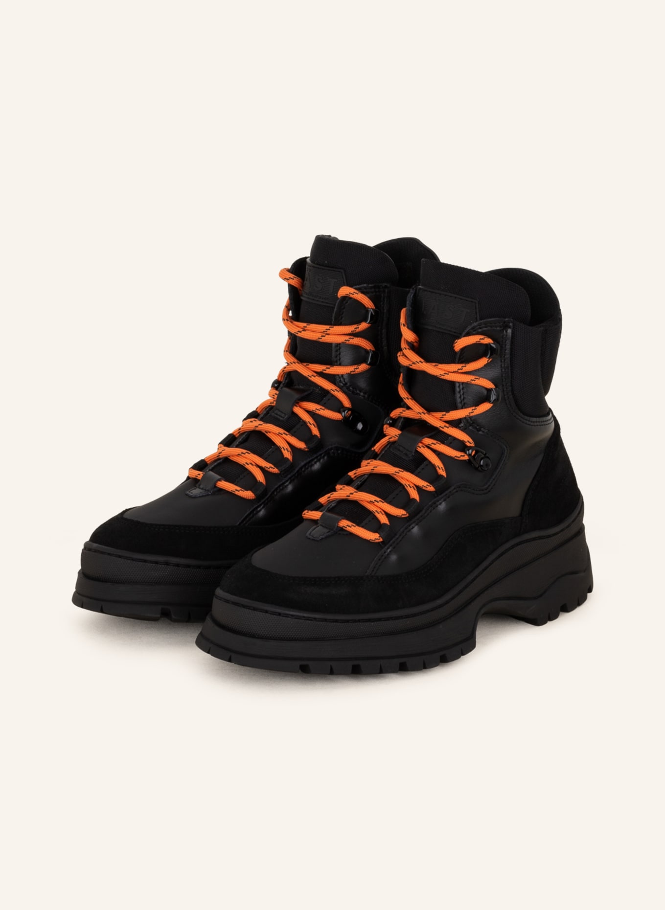 Lacing hiking cheap boots for downhill