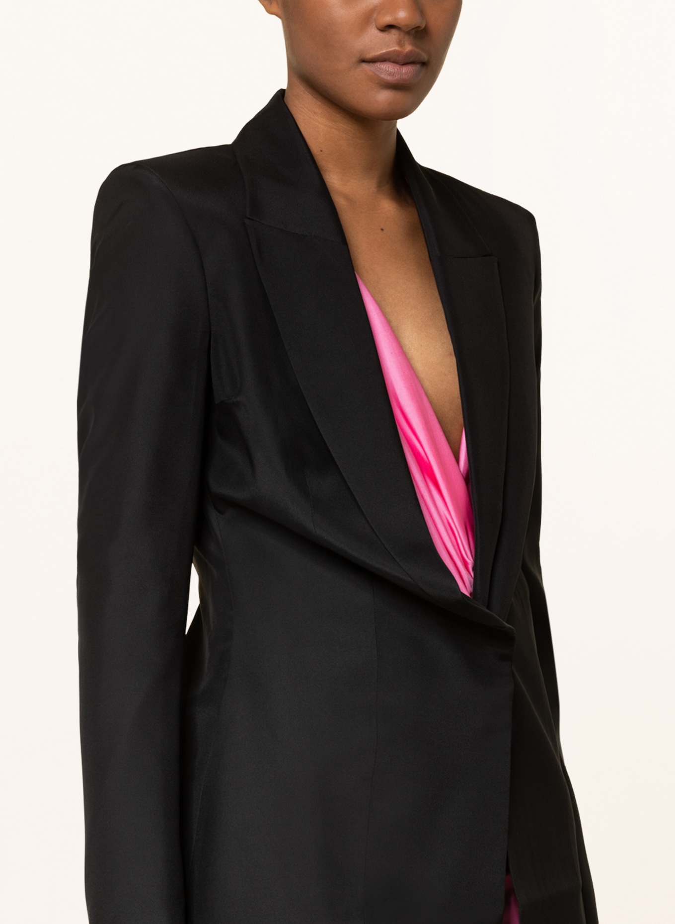 GAUGE81 Silk blazer SOKA with decorative gems , Color: BLACK (Image 4)