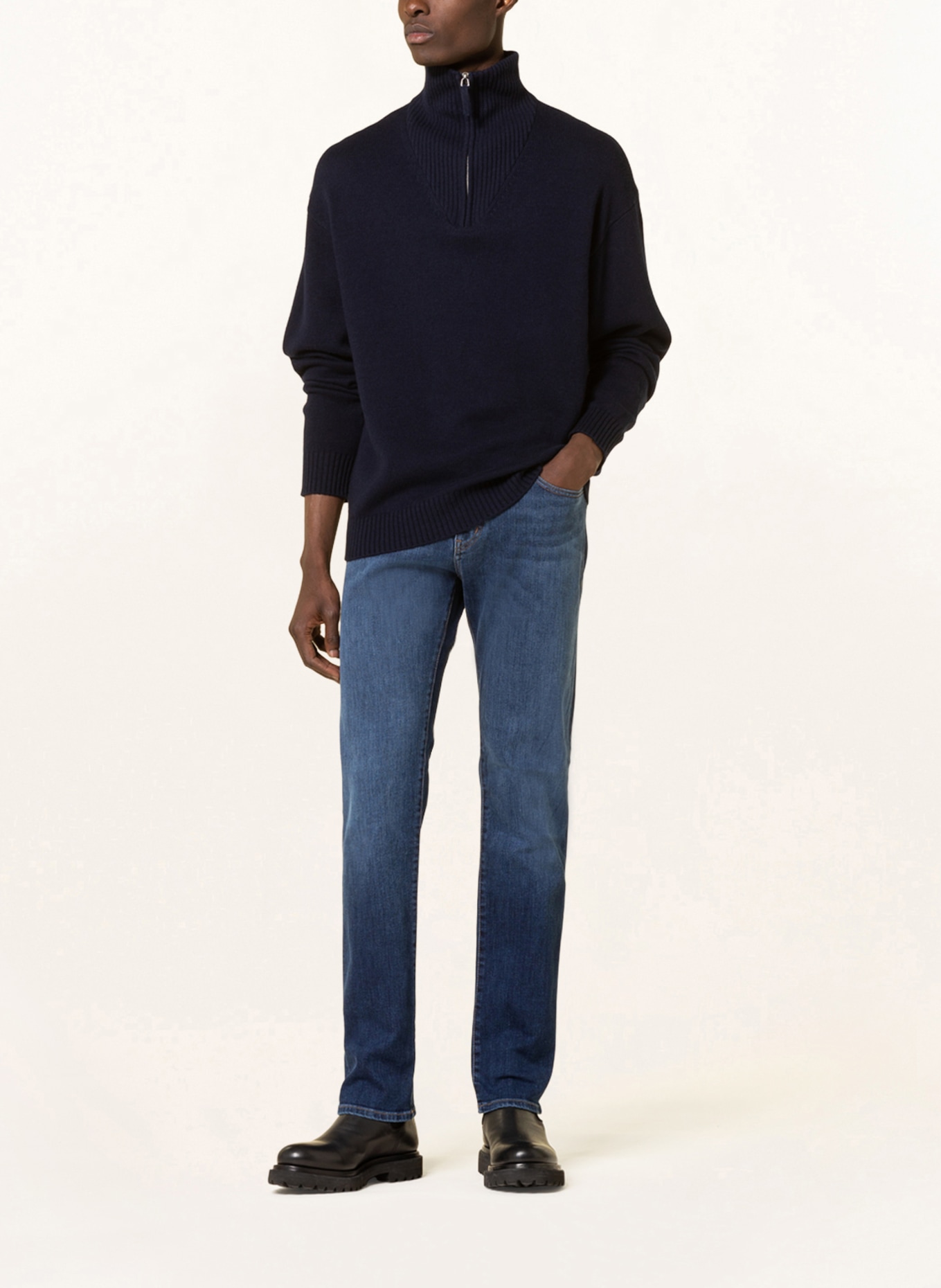 EMPORIO ARMANI Jeans Regular Fit, Farbe: 0942 DENIM BLU MD (Bild 2)